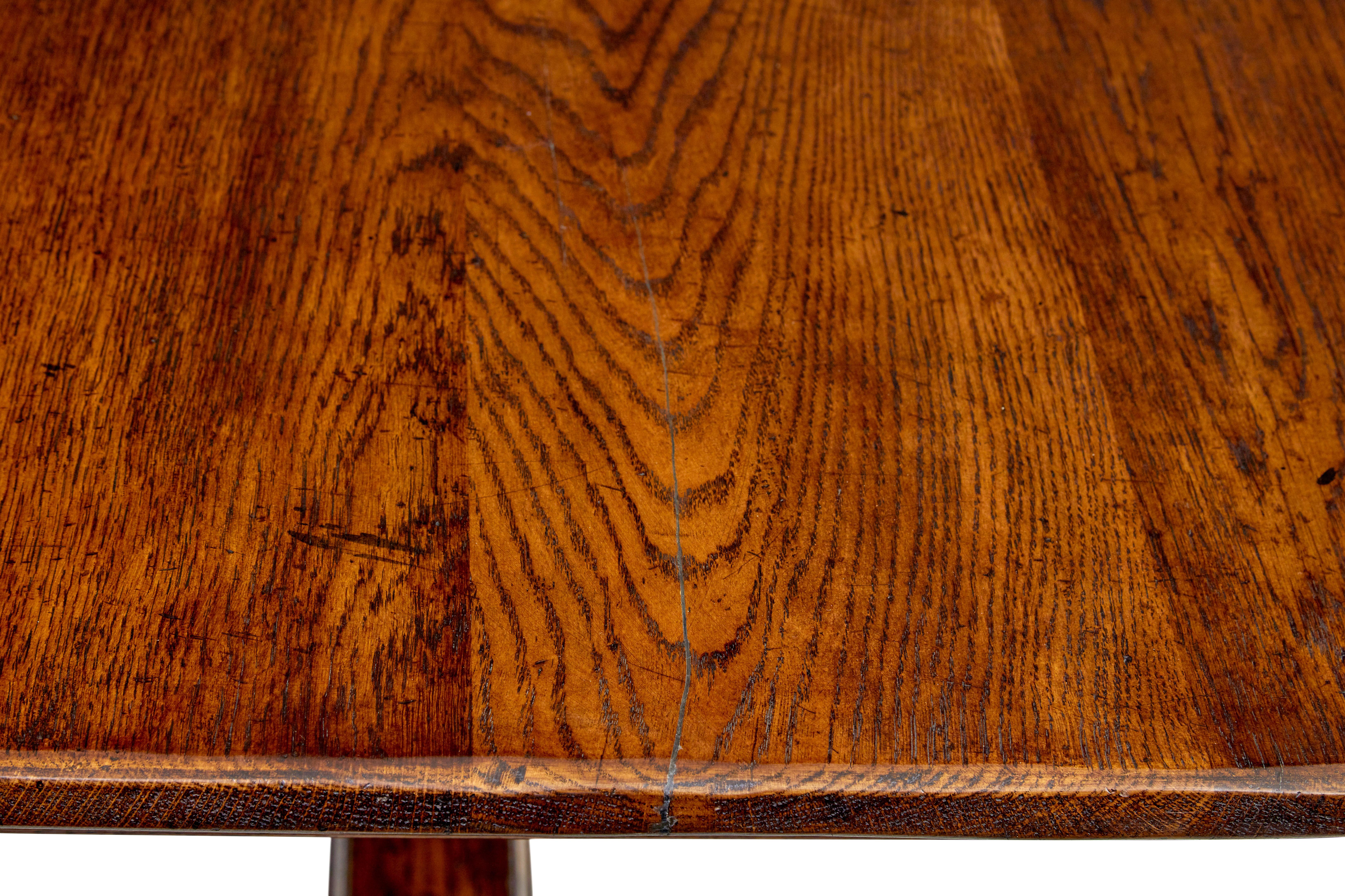 Mesa de refectorio de roble macizo del siglo XX en venta 1