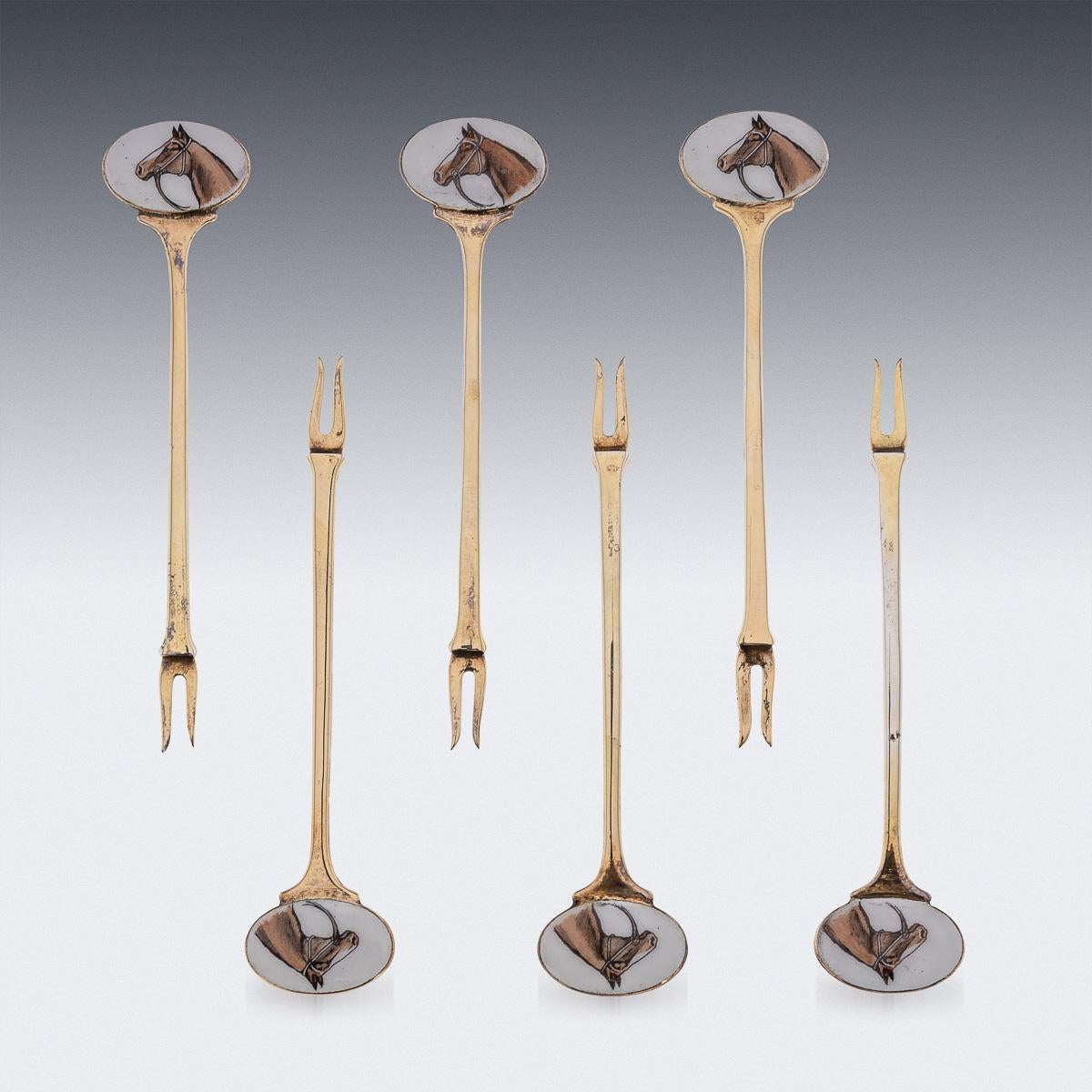 English 20th Century Solid Silver 6 Cased Cocktail Picks, Horse Racing, c.1960 For Sale