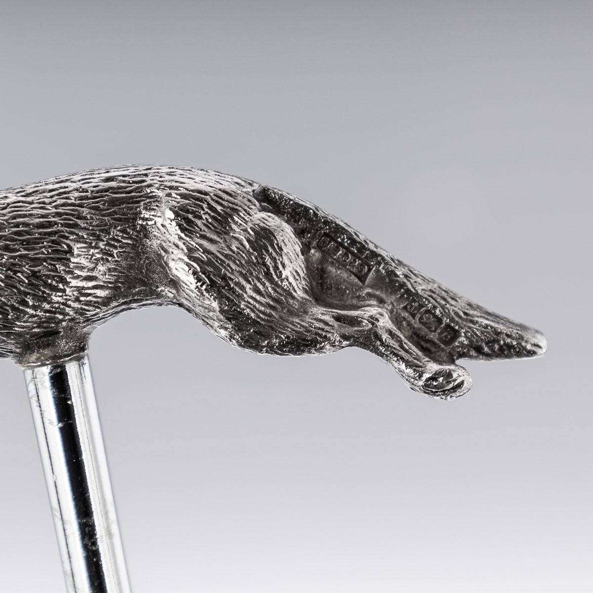 20th Century Solid Silver Corkscrew In The Shape Of A Fox, England, c.1976 For Sale 1