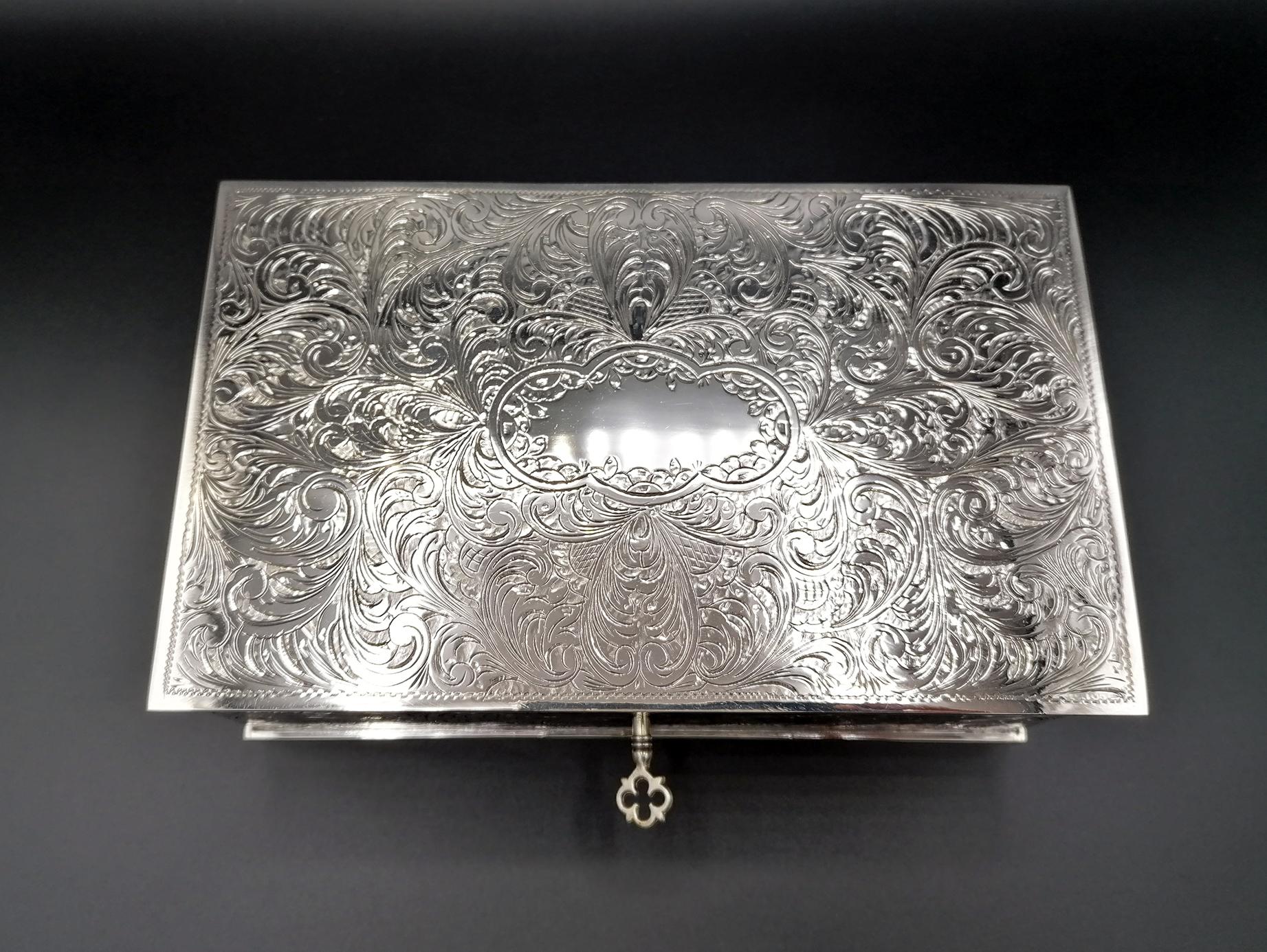 Italian 20th Century Solid Silver Engraved Jewelry Box
