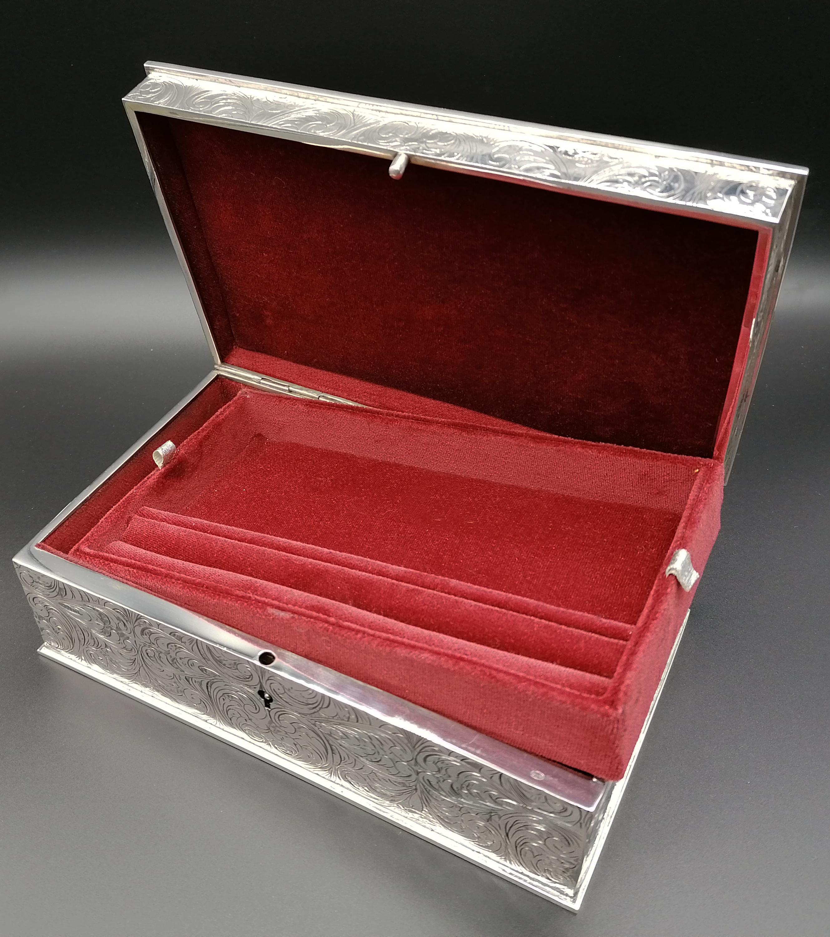 20th Century Solid Silver Engraved Jewelry Box 1