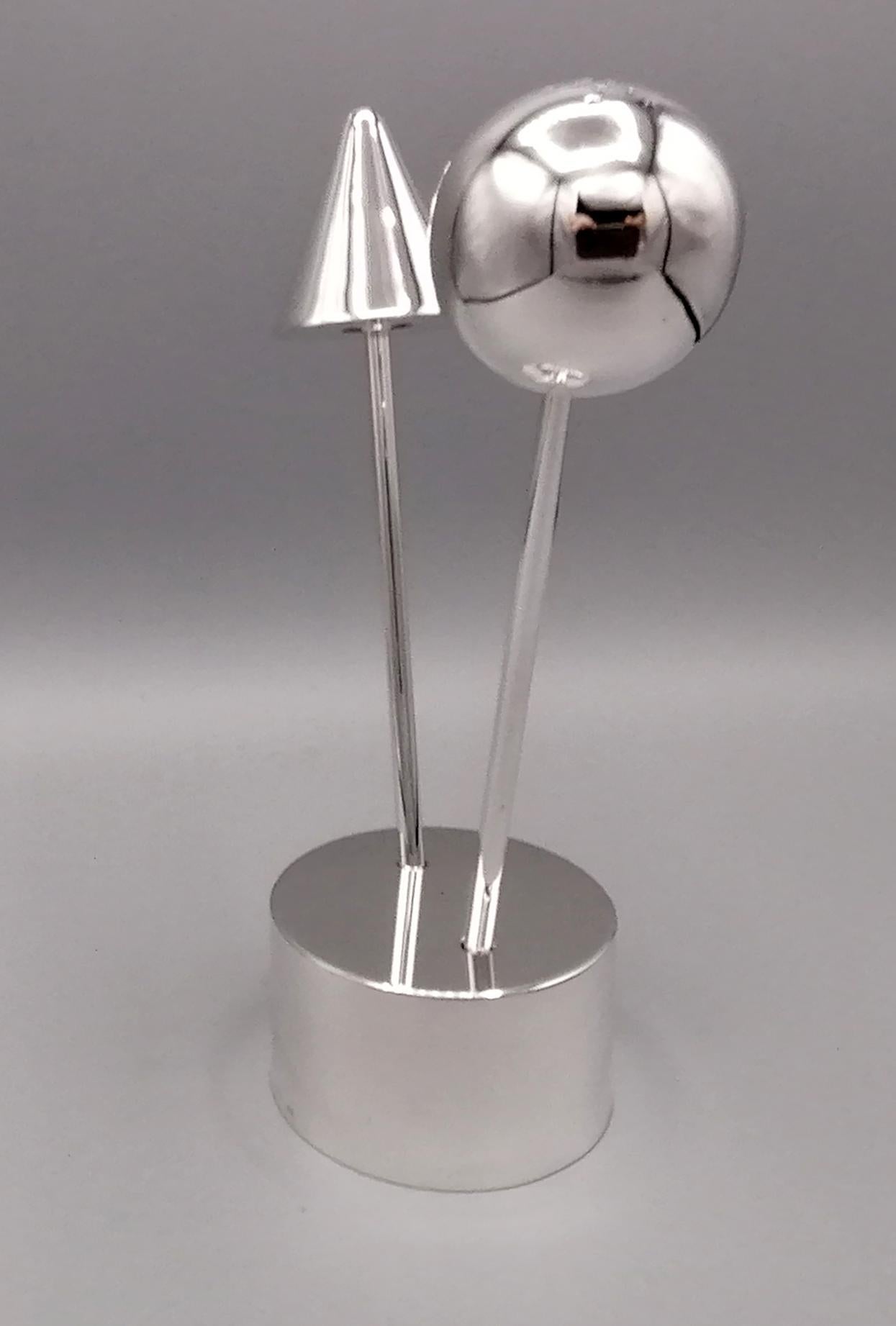Hand-Crafted 20th Century Solid Silver Geometry Line Salt and Pepper Set For Sale