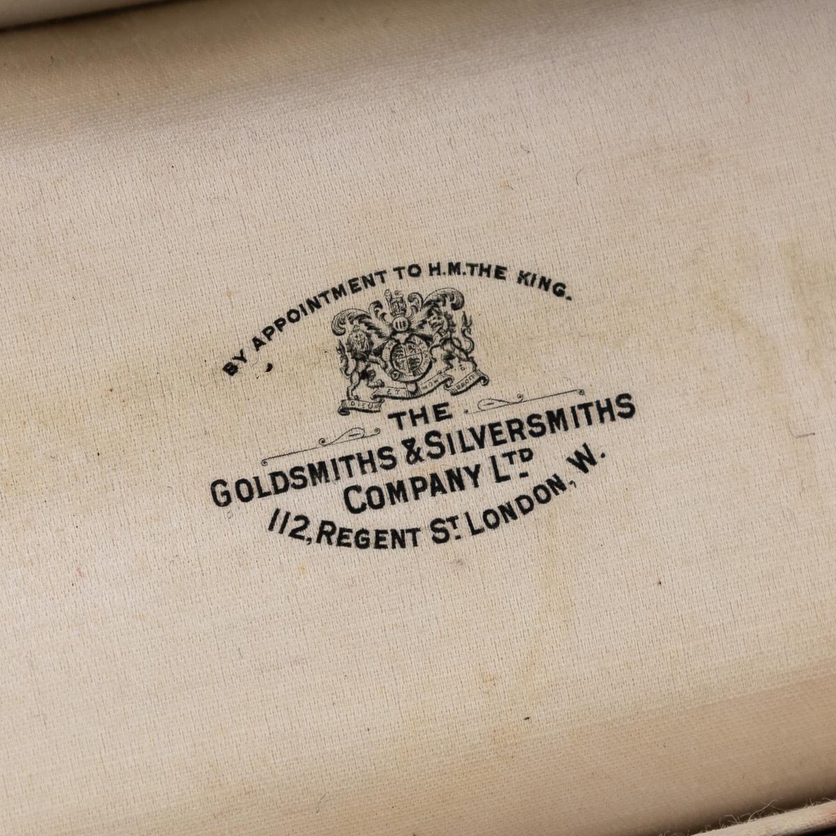 Briquet de table «unting Horn » en argent massif du 20e siècle, Londres, C.1921 en vente 1