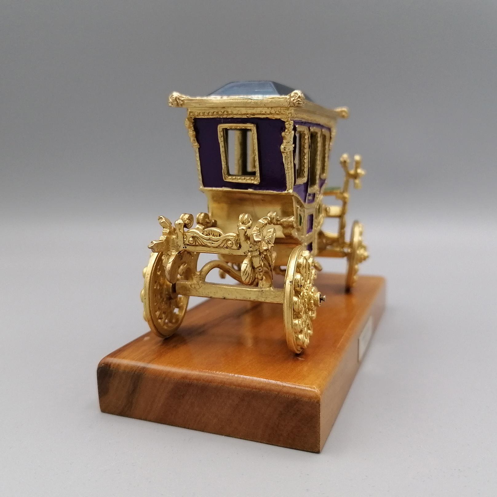 20th Century Solid Silver Miniature of Carriage For Sale 3