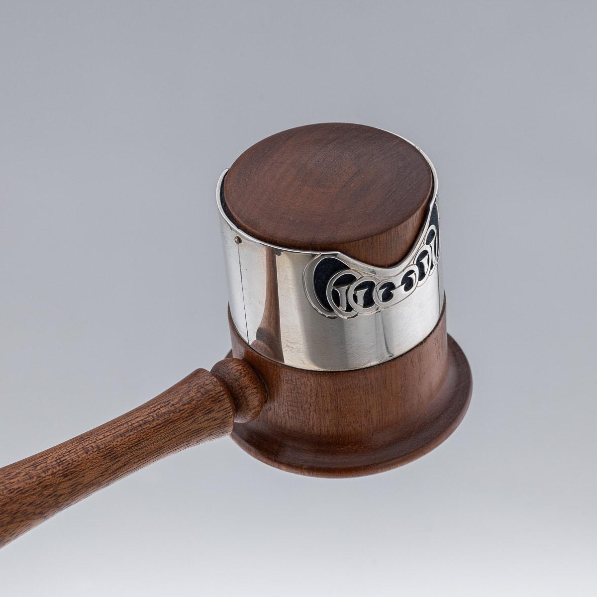 20th Century Solid Silver Mounted Auctioneers Gavel, London c.1989 For Sale 8