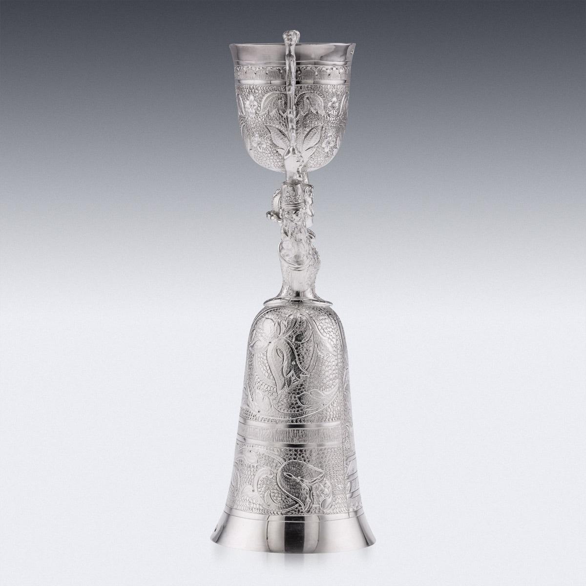 20th Century Solid Silver Wedding Wager Cup, London, c.1973 In Good Condition For Sale In Royal Tunbridge Wells, Kent