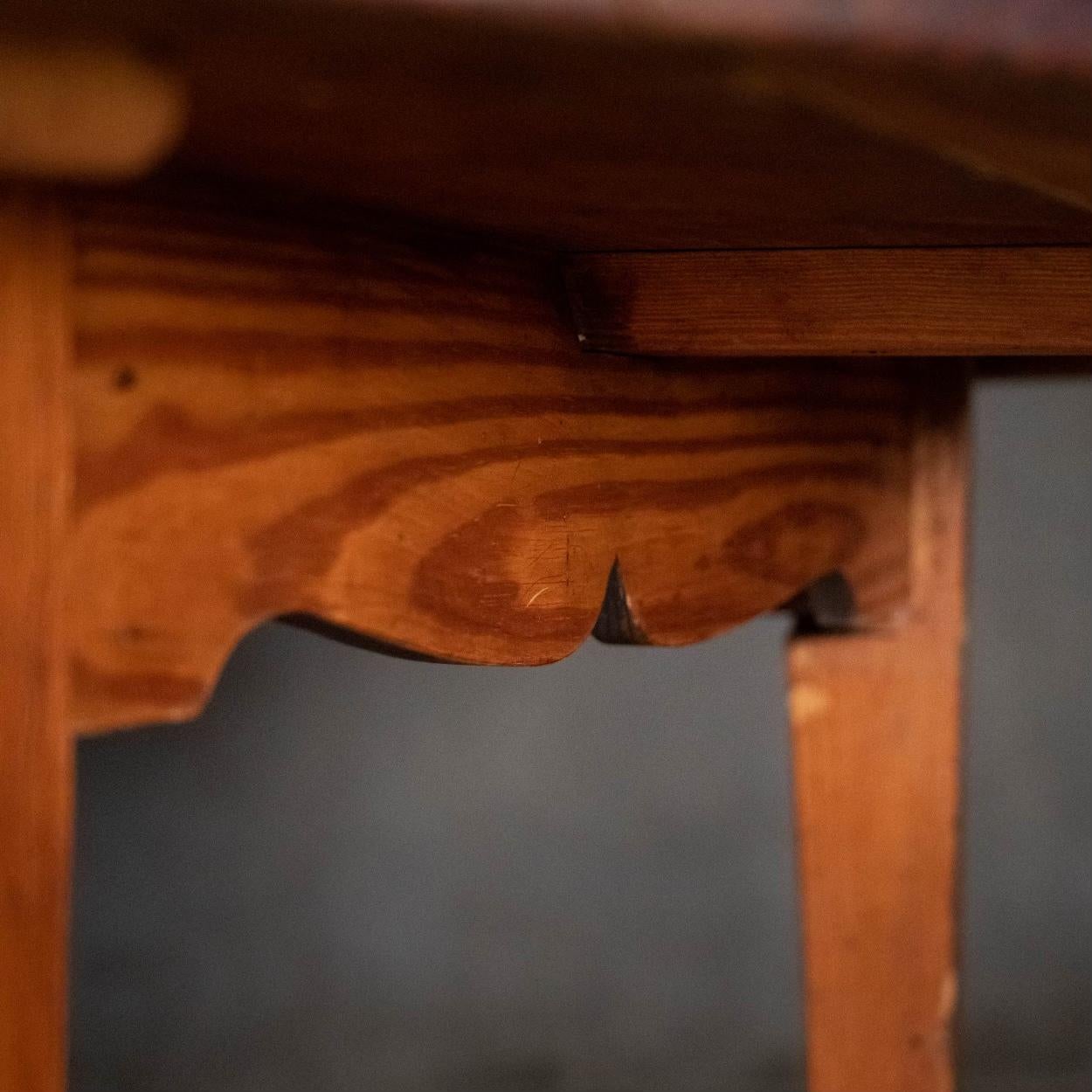 table train lazy susan