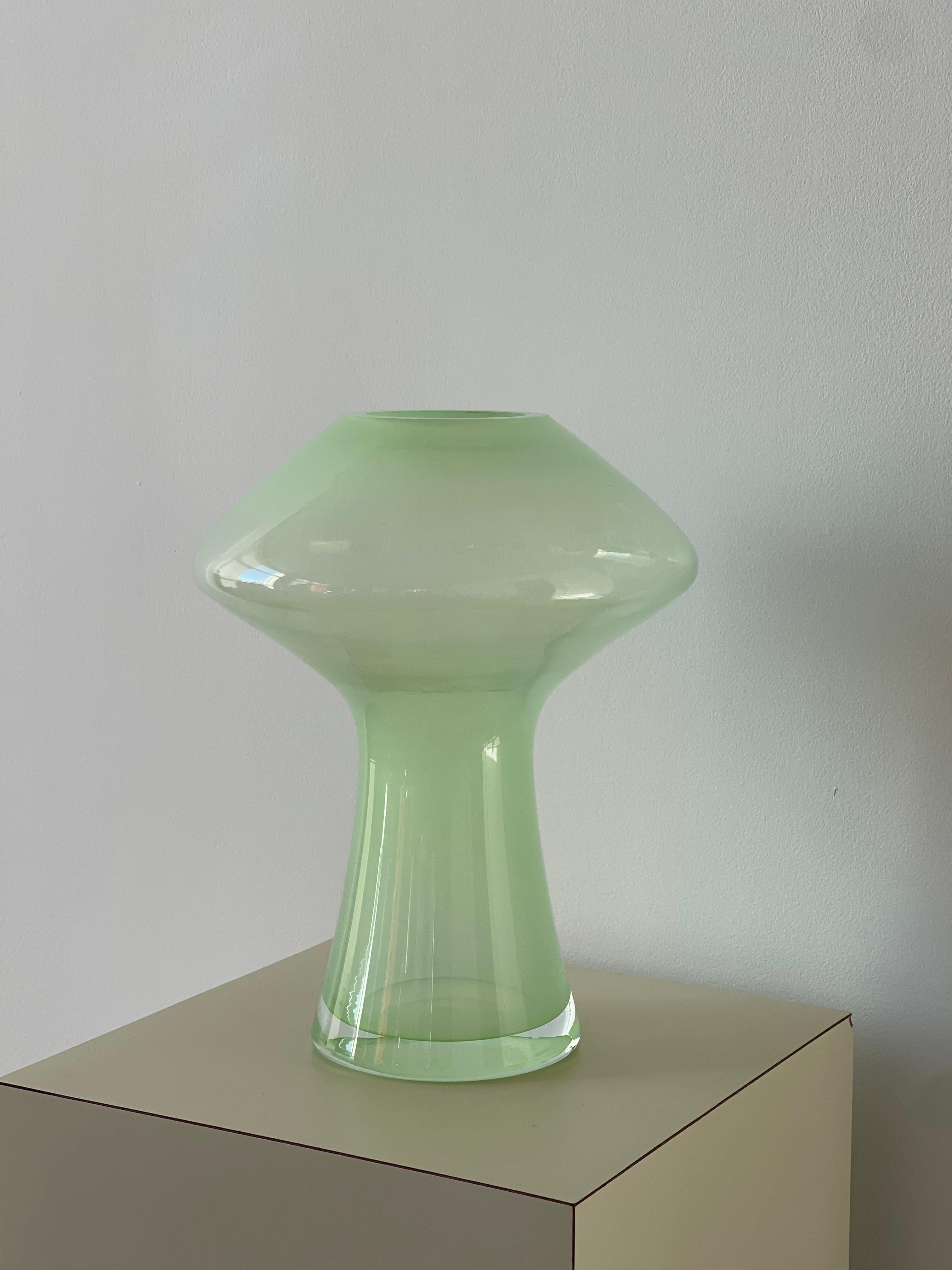 20th Century Space Age Blown Glass Vase In Good Condition For Sale In Miami, FL