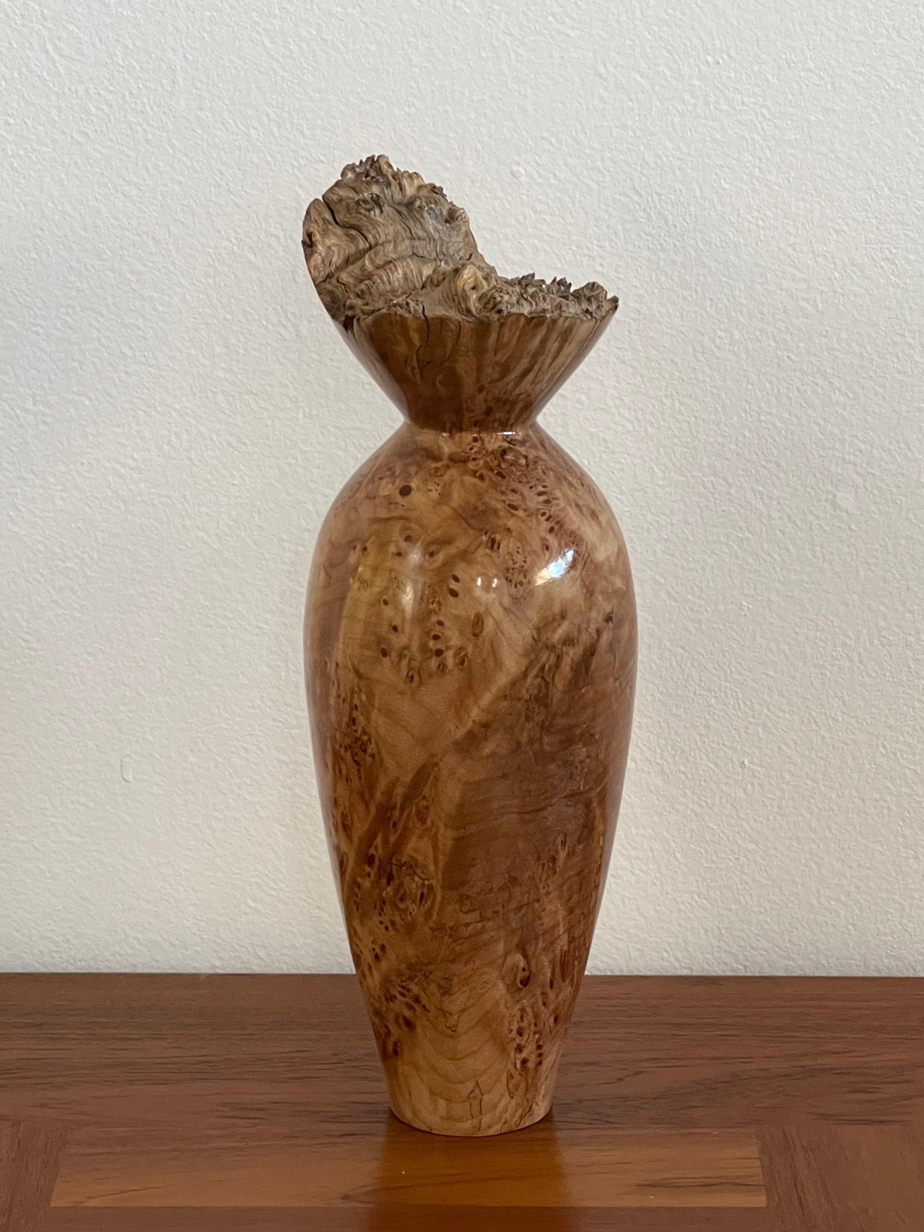 20th Century Spalted Maple Burlwood Vase by John Mascoll For Sale 4