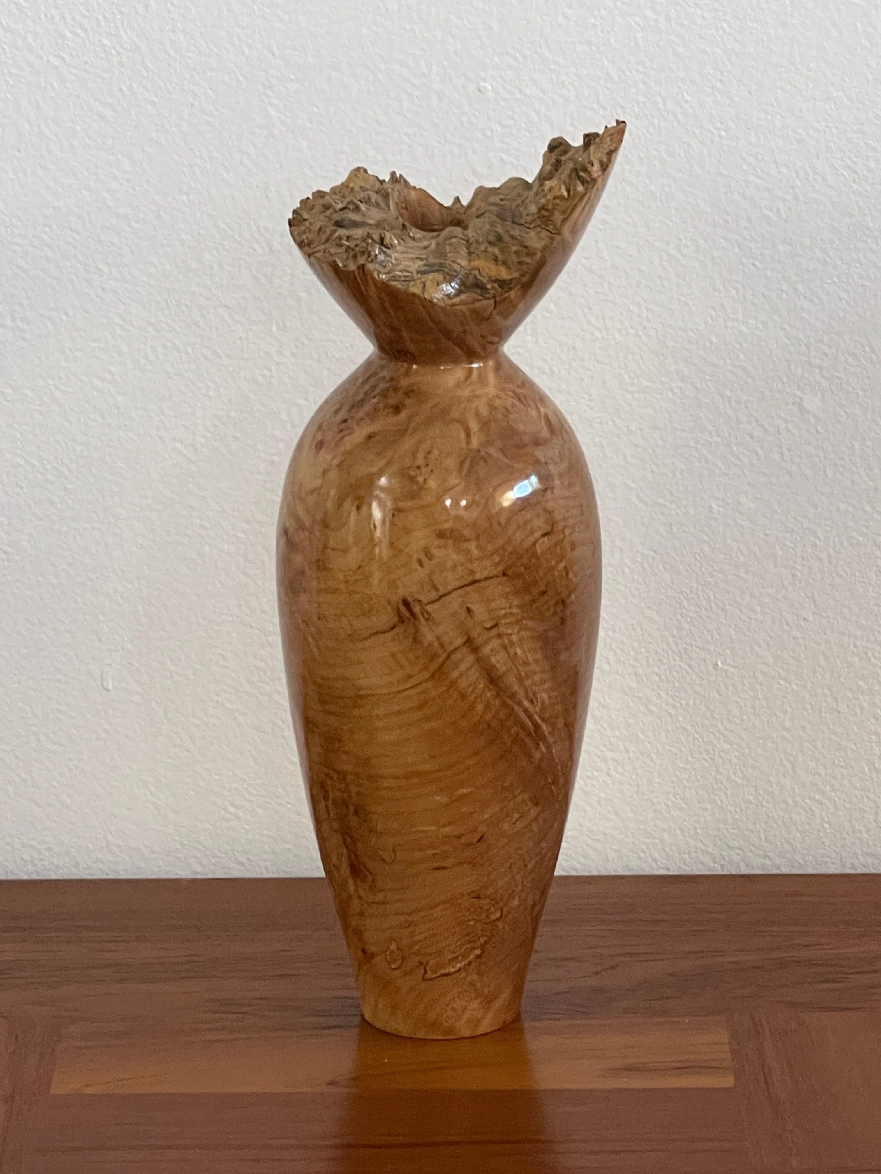 20th Century Spalted Maple Burlwood Vase by John Mascoll For Sale 9