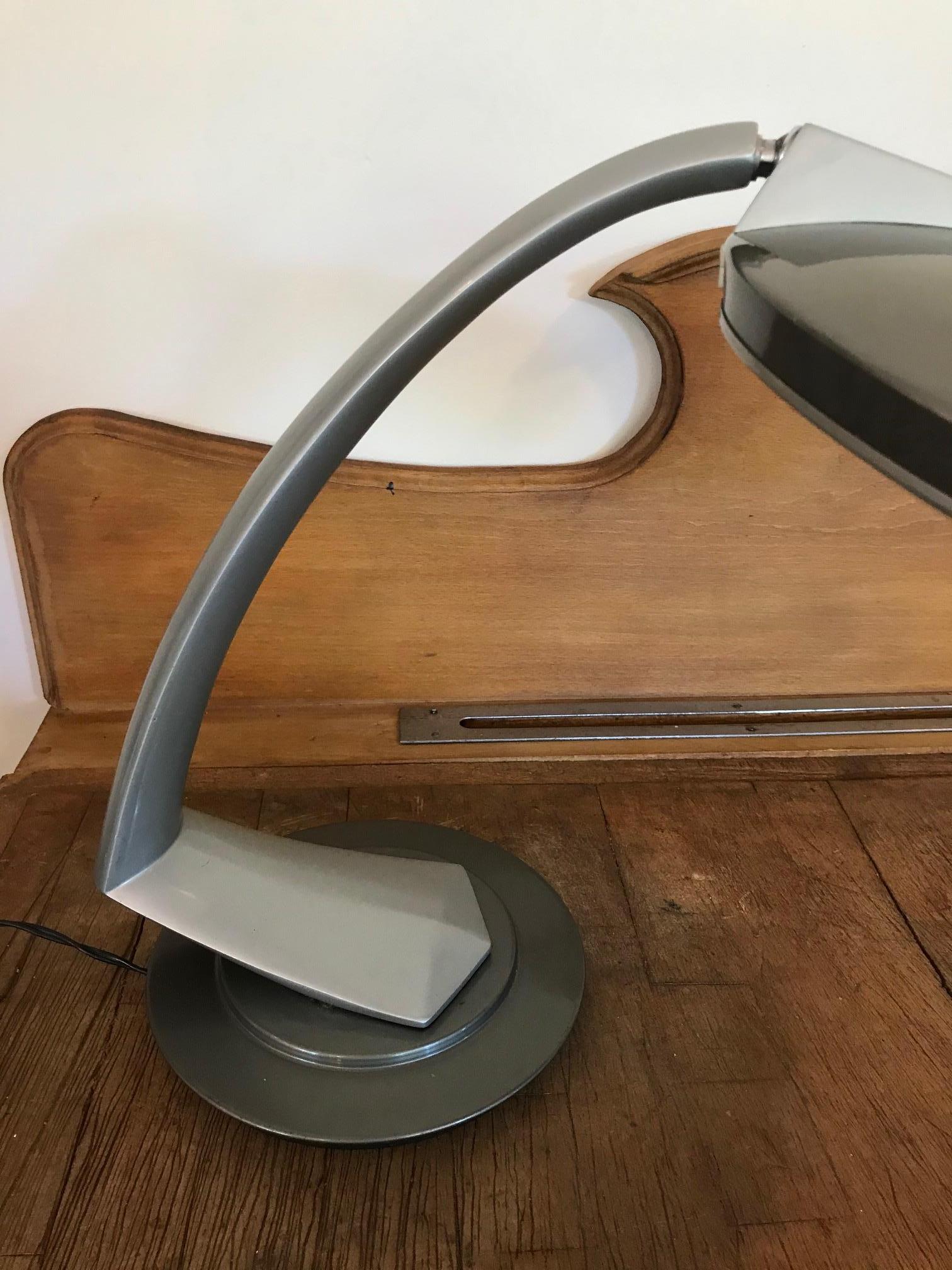 20th Century Spanish Articulated Desk Lamp by Fase, 1970s In Good Condition For Sale In LEGNY, FR