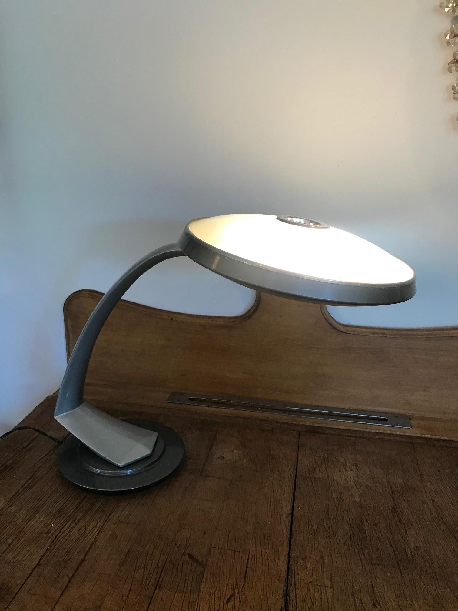 20th Century Spanish Articulated Desk Lamp by Fase, 1970s For Sale 4