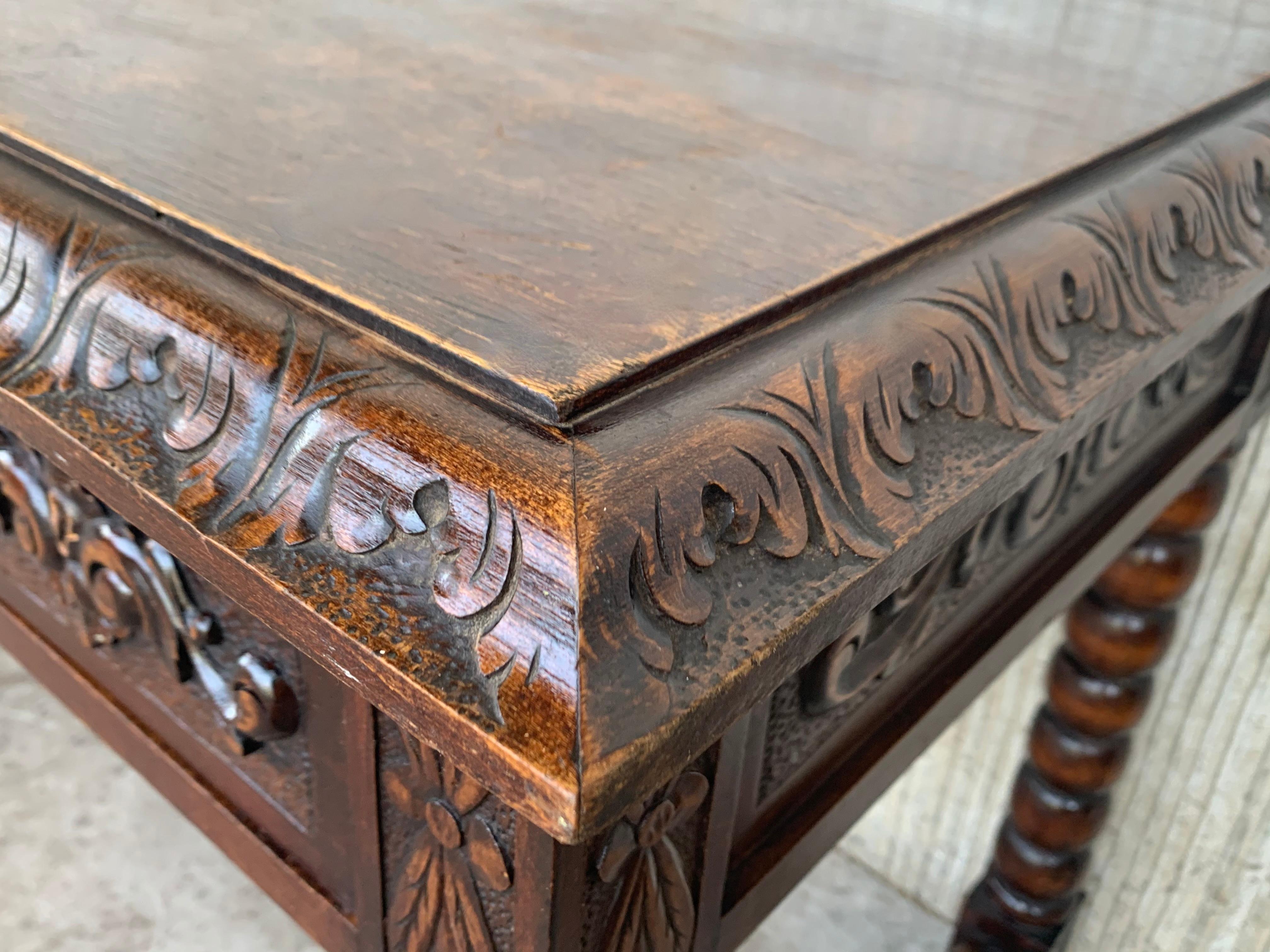20th Century Spanish Baroque Style Oak Library Table or Desk For Sale 4