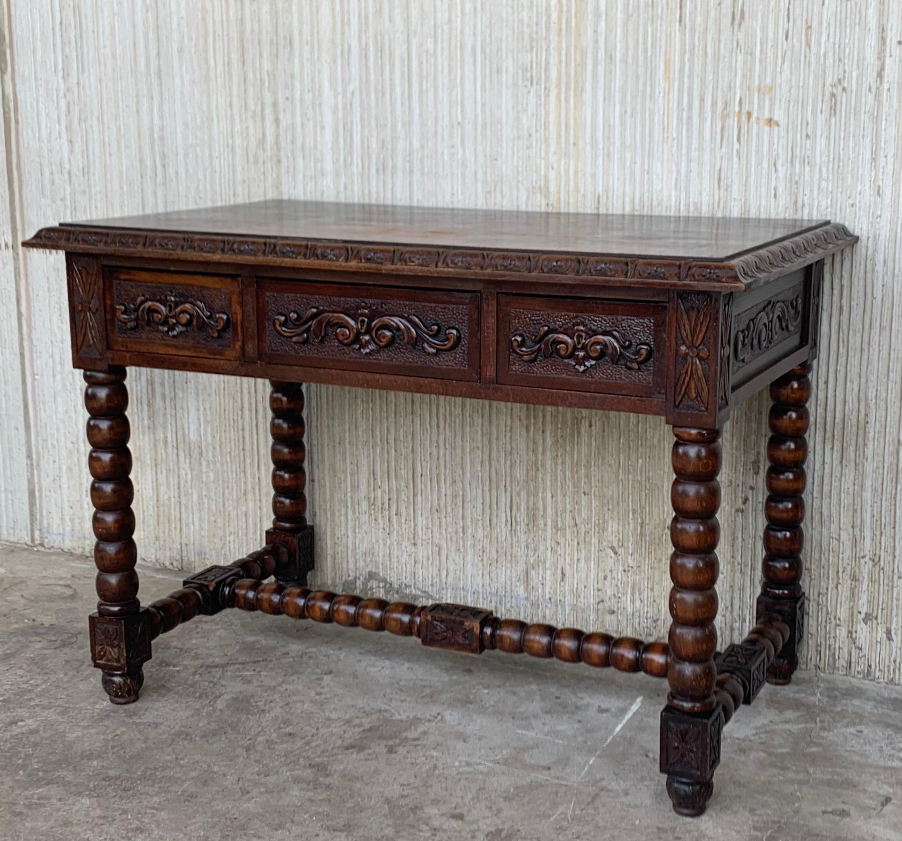 Renaissance 20th Century Spanish Baroque Style Oak Library Table or Desk For Sale