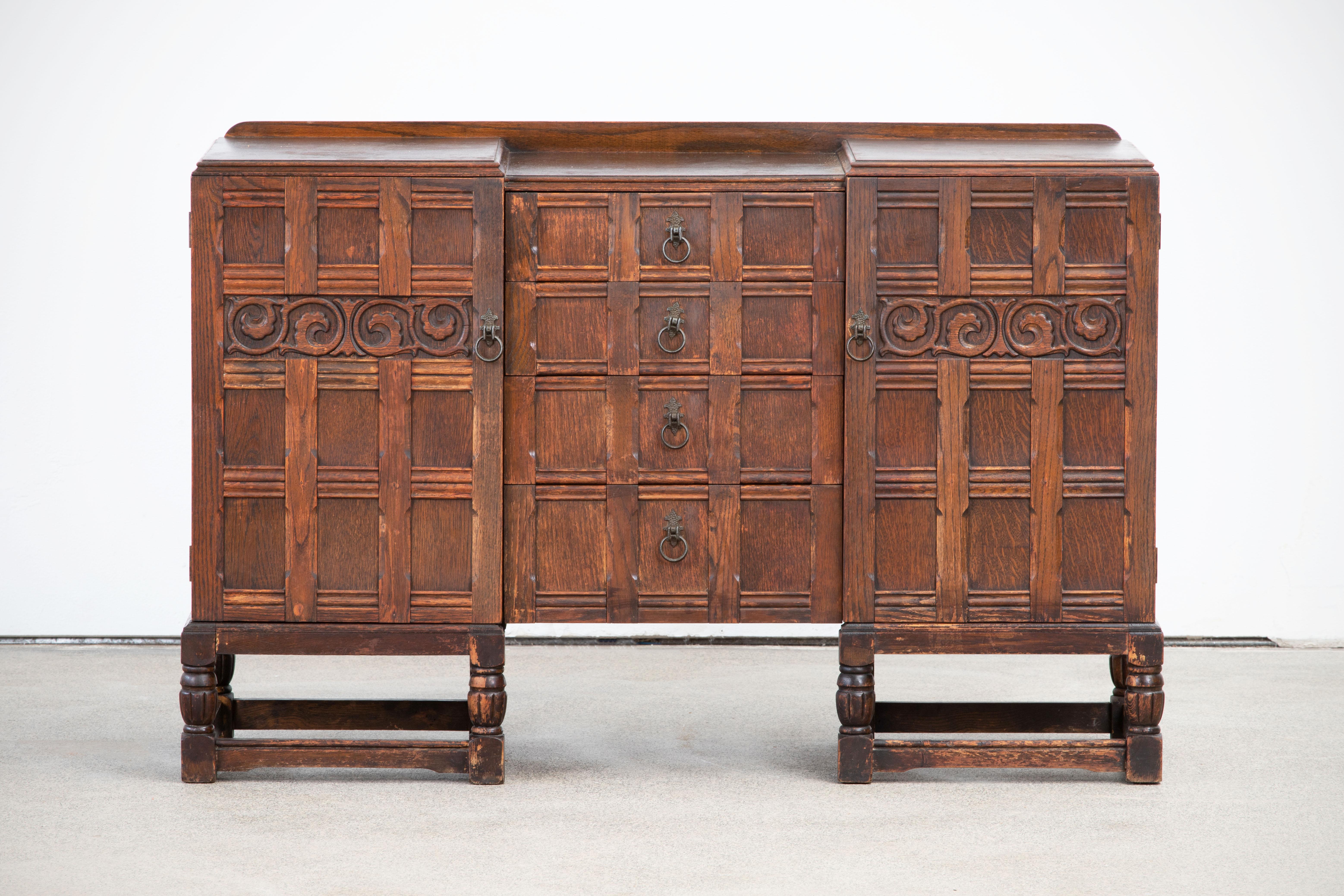 20th Century Spanish Baroque Style Oak Sideboard, Cabinet 2