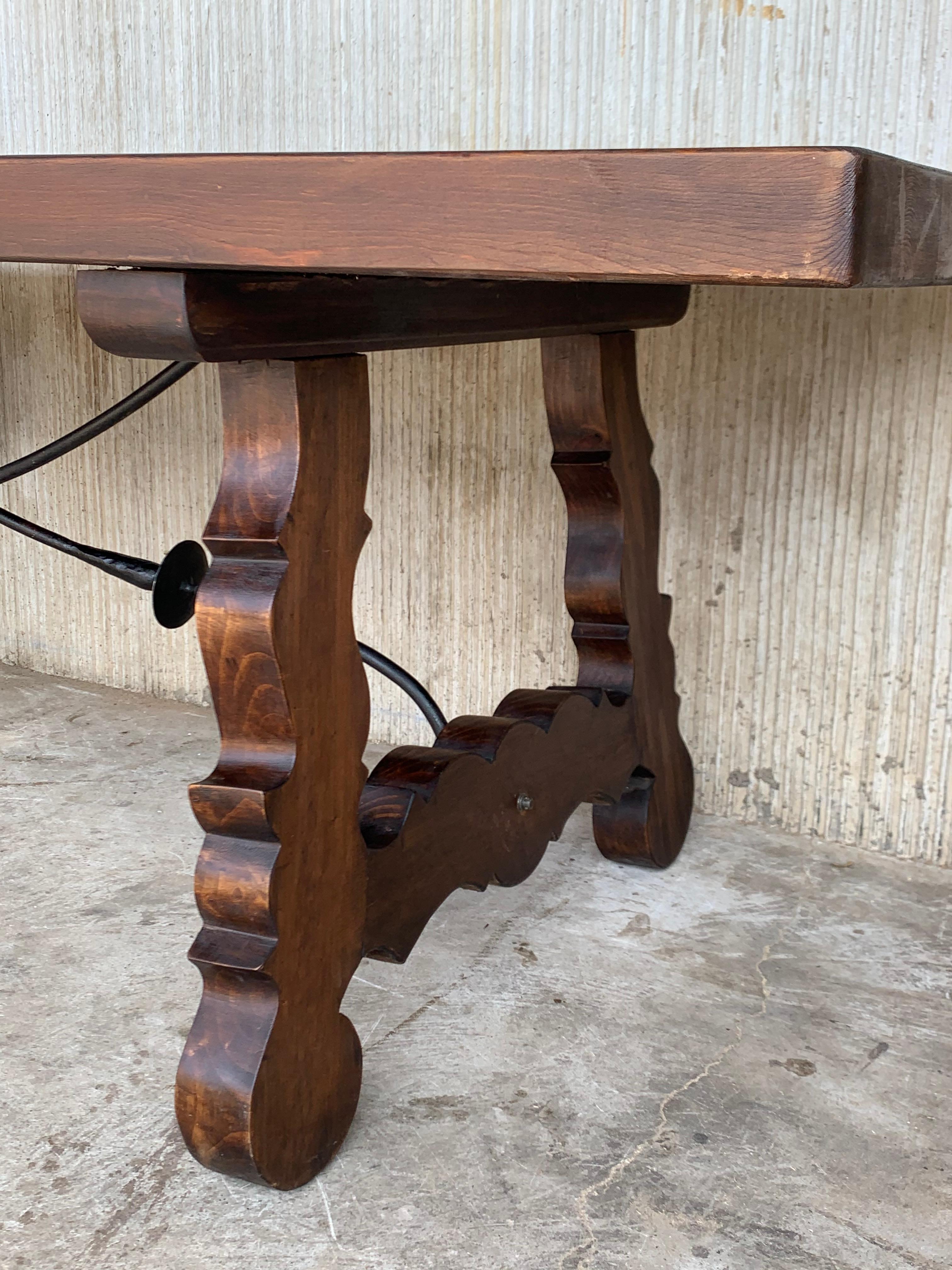 20th Century Spanish Baroque Style Walnut Lyre legs Trestle Dining Farm Table 7