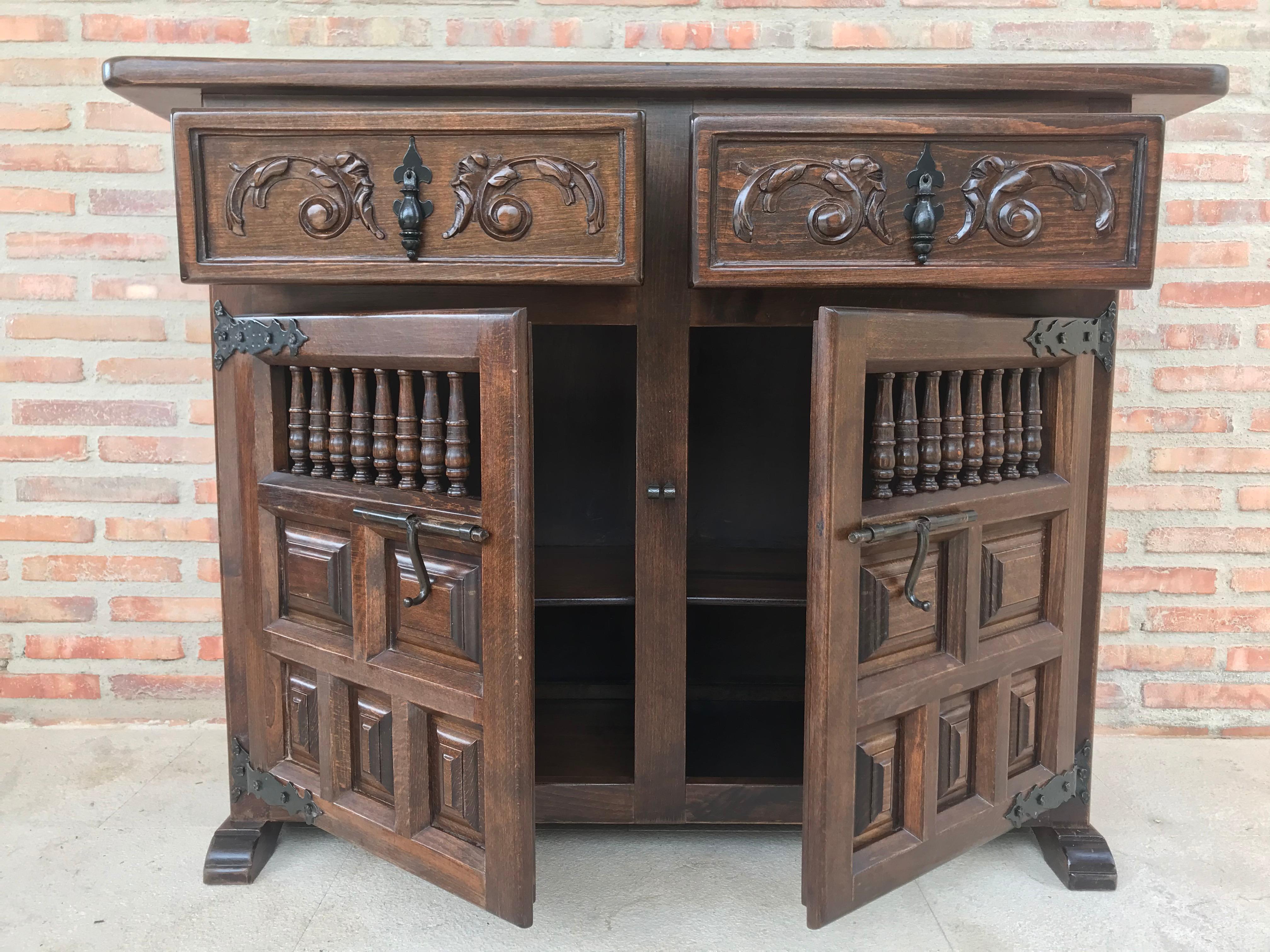 20th Century Spanish Carved Dark Walnut Tuscan Two Drawers Credenza or Buffet 1