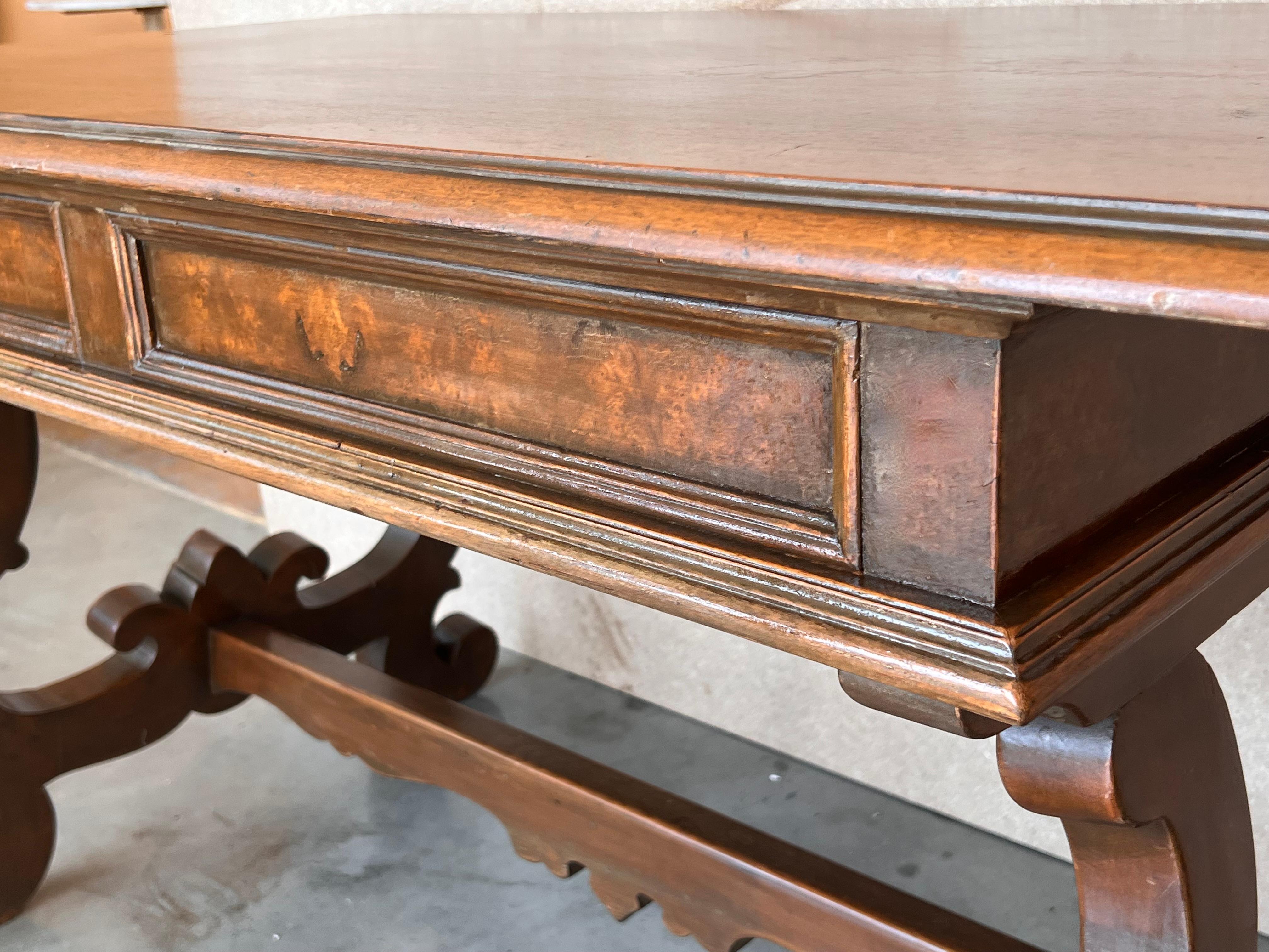 20th Century Spanish Carved Walnut House Desk with Lyre Legs For Sale 7