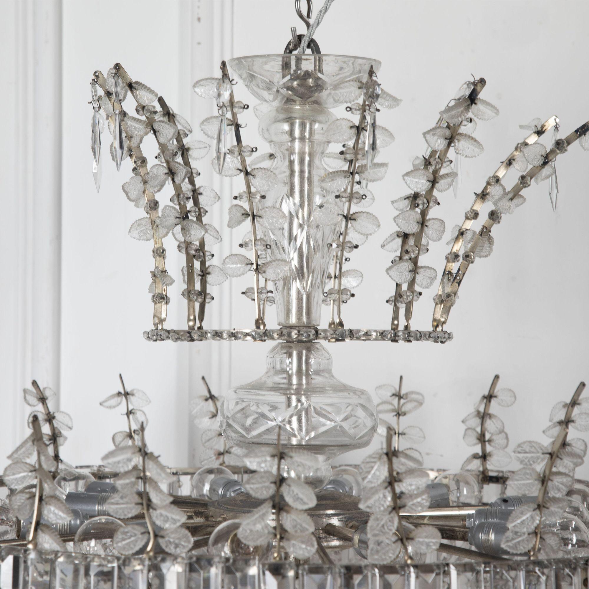 Glass 20th Century Spanish Chandelier For Sale