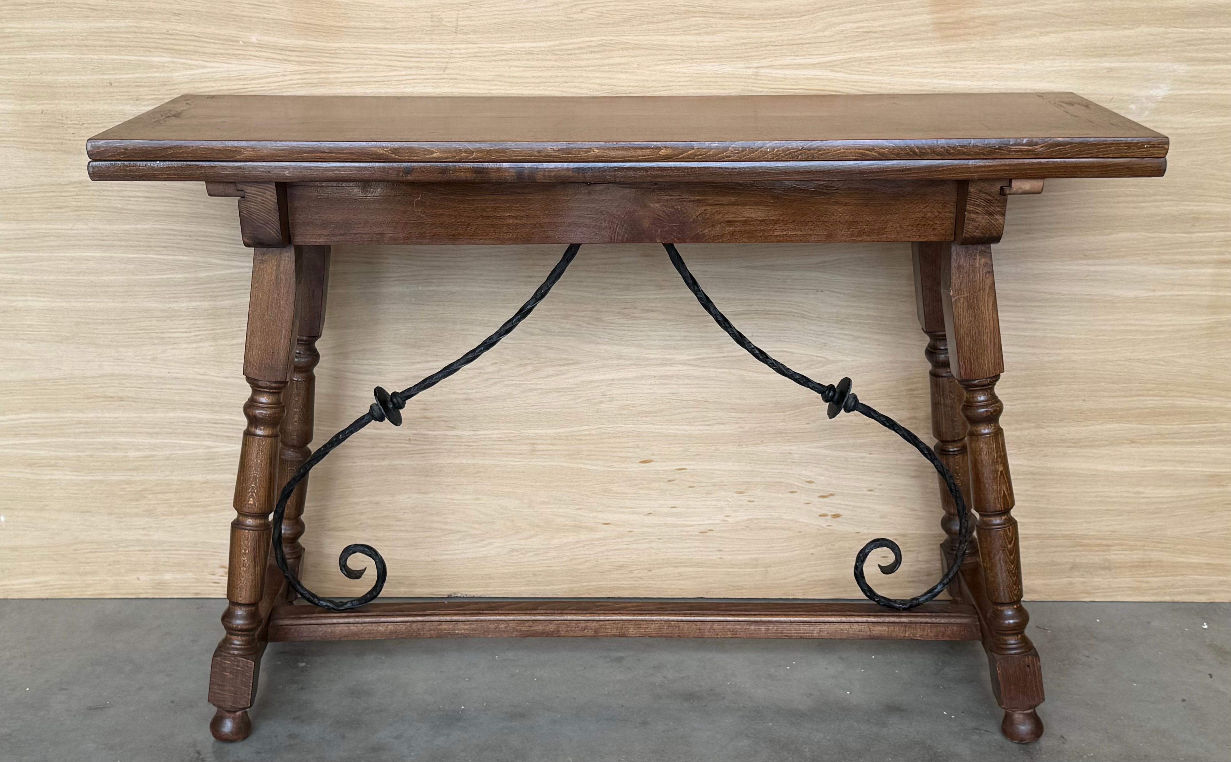 20th Century Spanish Console Fold Out Farm Table with Wood Stretcher For Sale 5