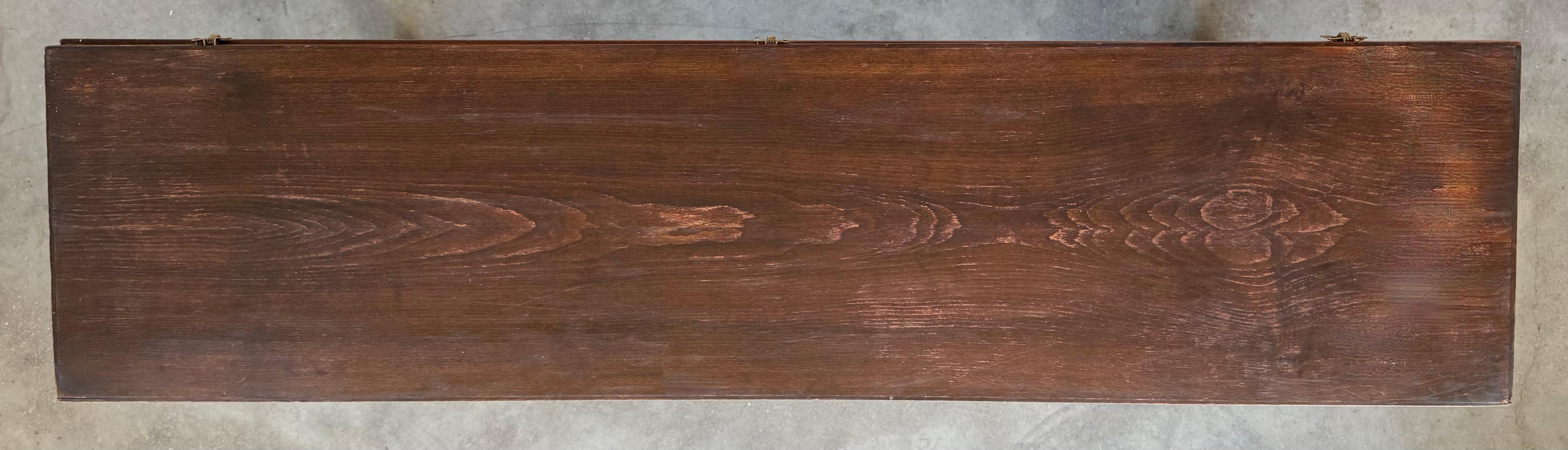 Table console espagnole du 20e siècle avec traverse en fer et deux tiroirs en vente 4