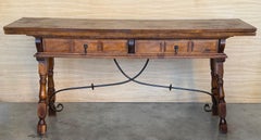 Tavolo consolle Foldes spagnolo del XX secolo con barella in ferro e due cassetti