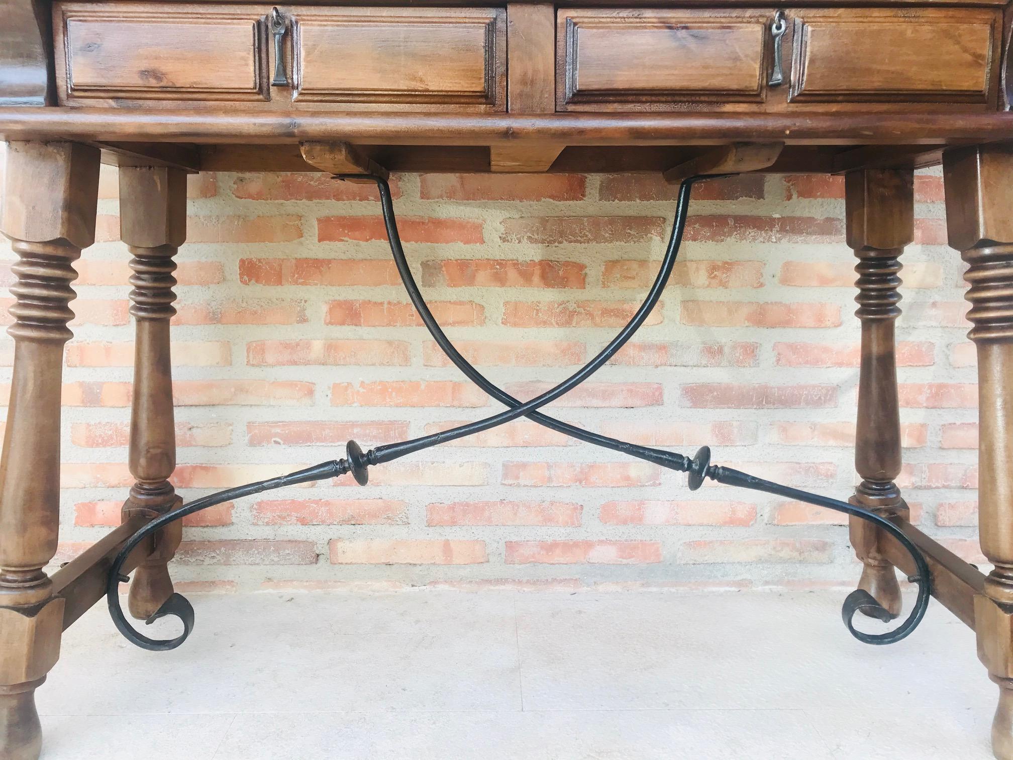 20th Century Spanish Console Fold Out Table with Iron Stretcher and Two Drawers For Sale 7