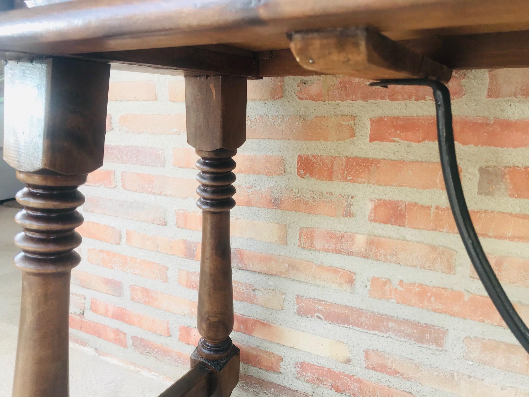 20th Century Spanish Console Fold Out Table with Iron Stretcher and Two Drawers For Sale 1