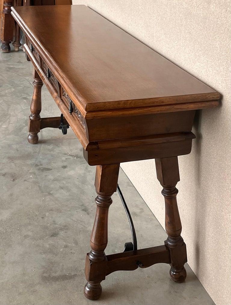 20th Century Spanish Console Folding Table with Iron Stretcher and Three Drawers Español en venta