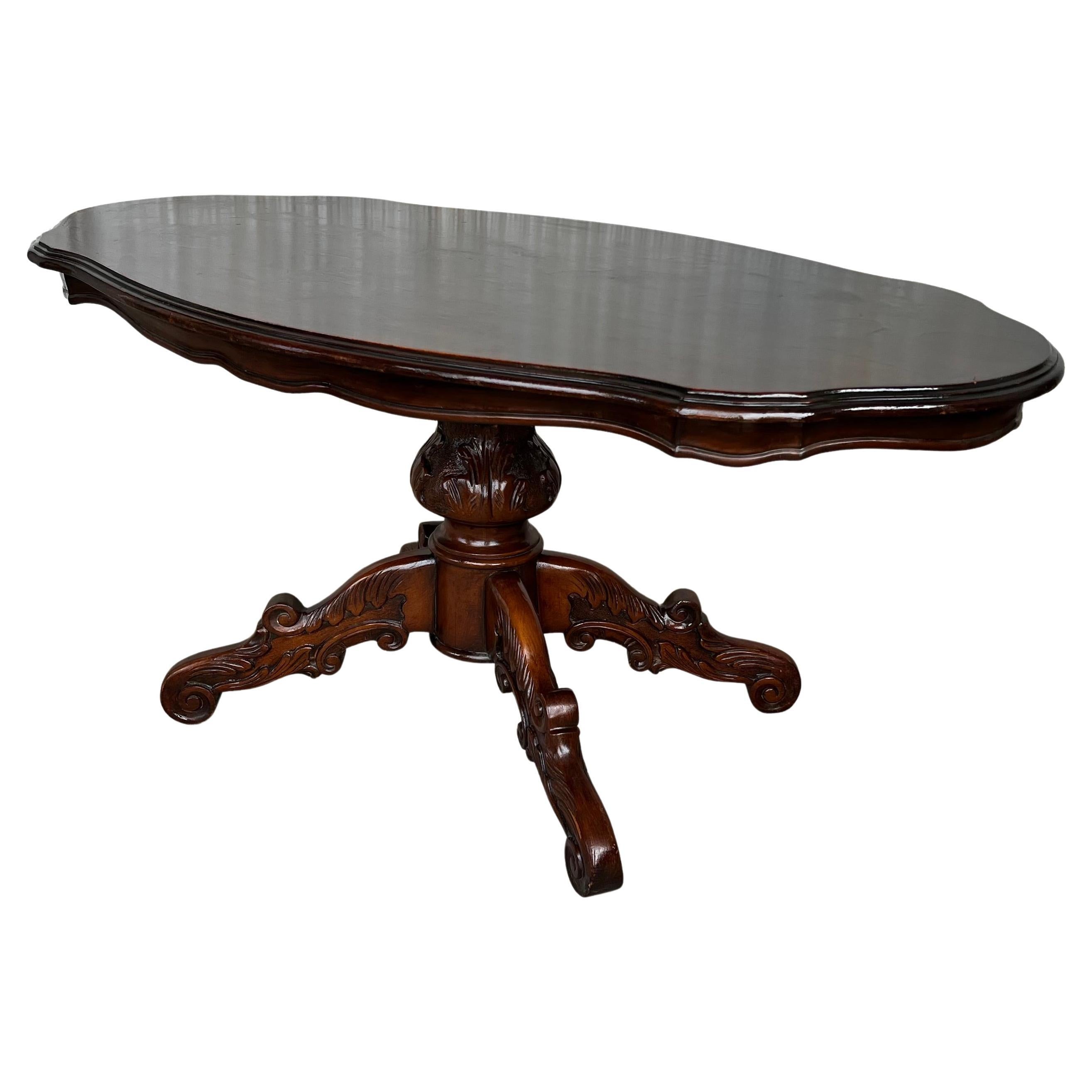 20th Century Spanish Mariano Garcia Carved Pedestal Coffee Table For Sale