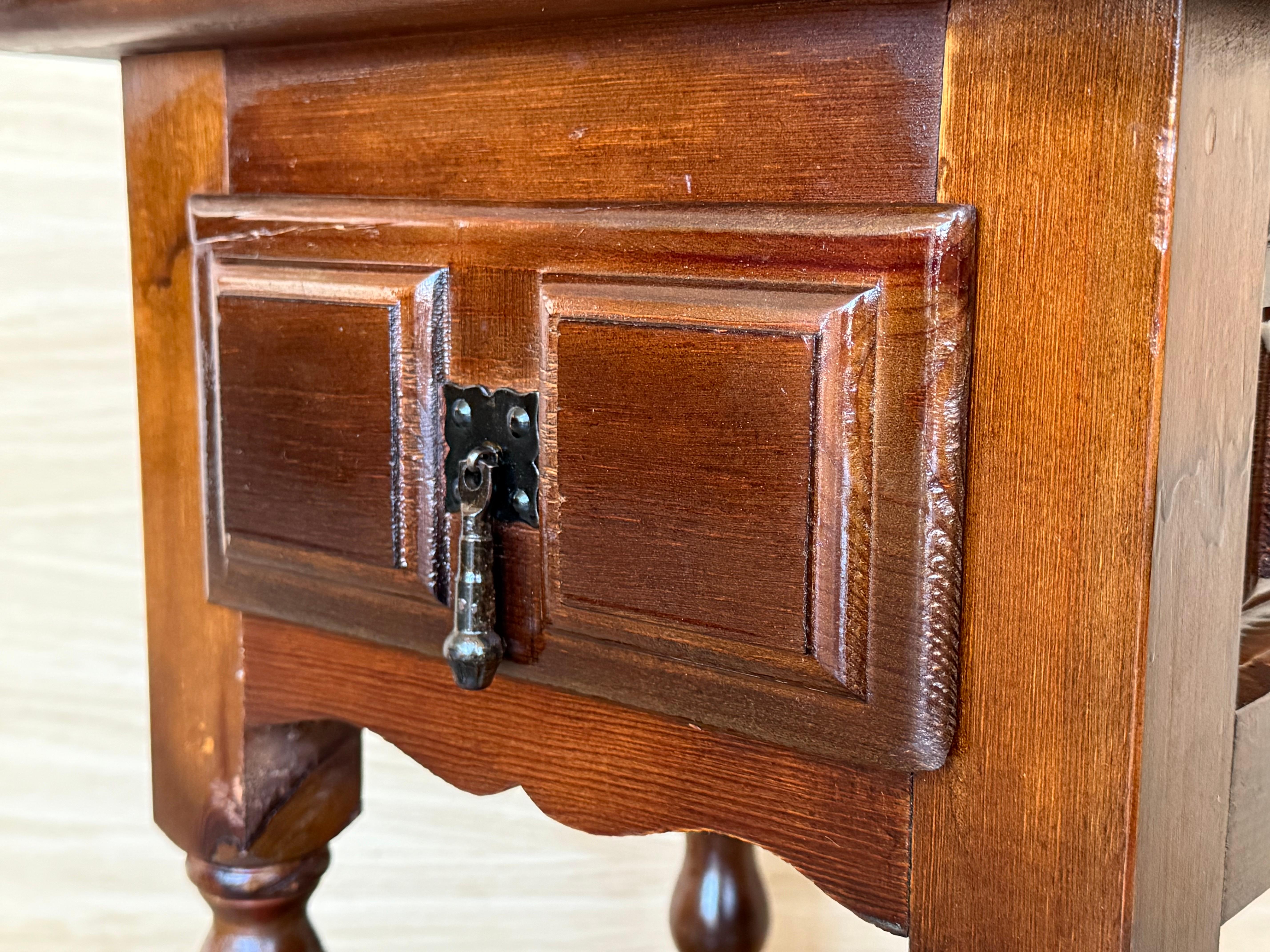 20th Century Spanish Nightstands with Drawer and Iron Hardware For Sale 5