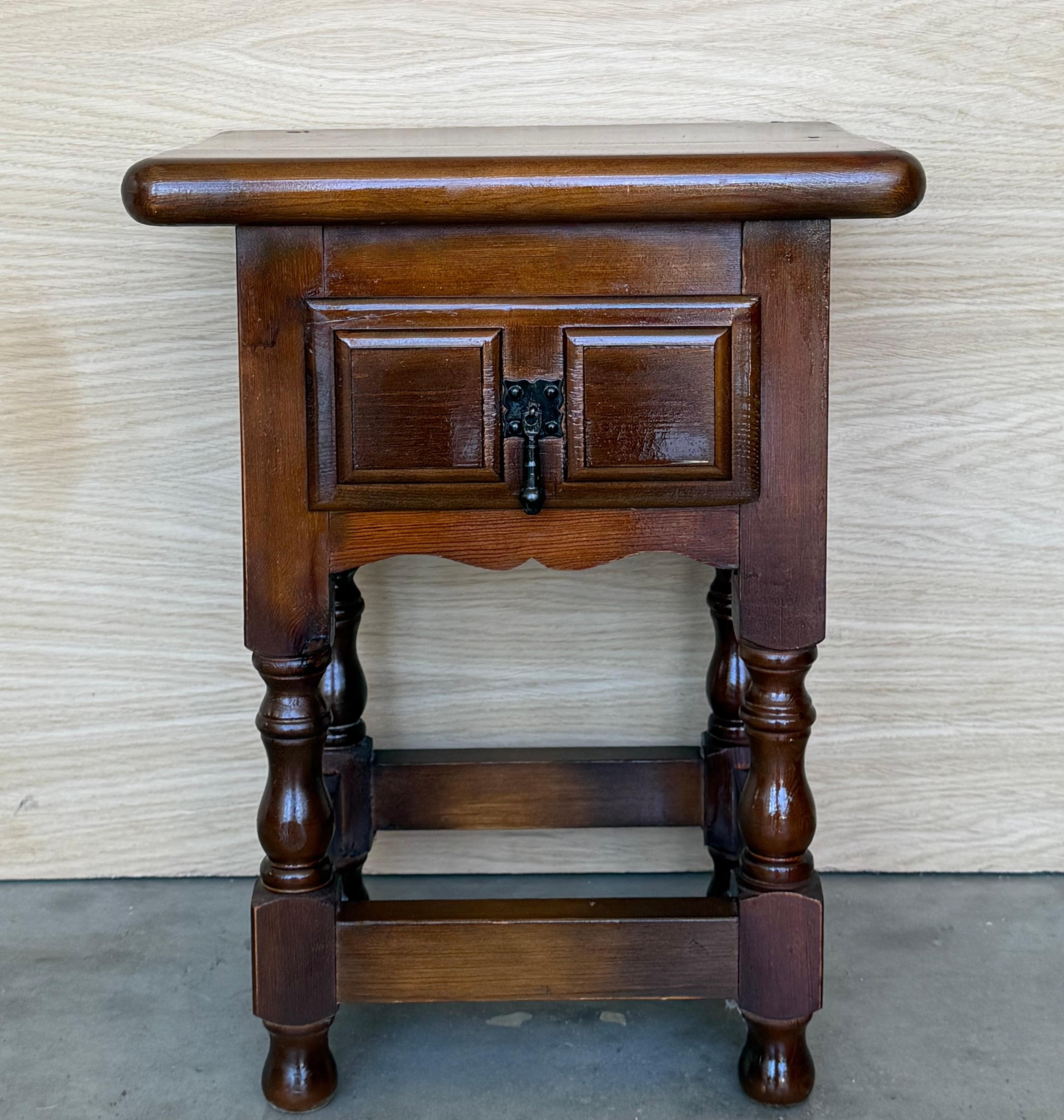 Spanish Colonial 20th Century Spanish Nightstands with Drawer and Iron Hardware For Sale
