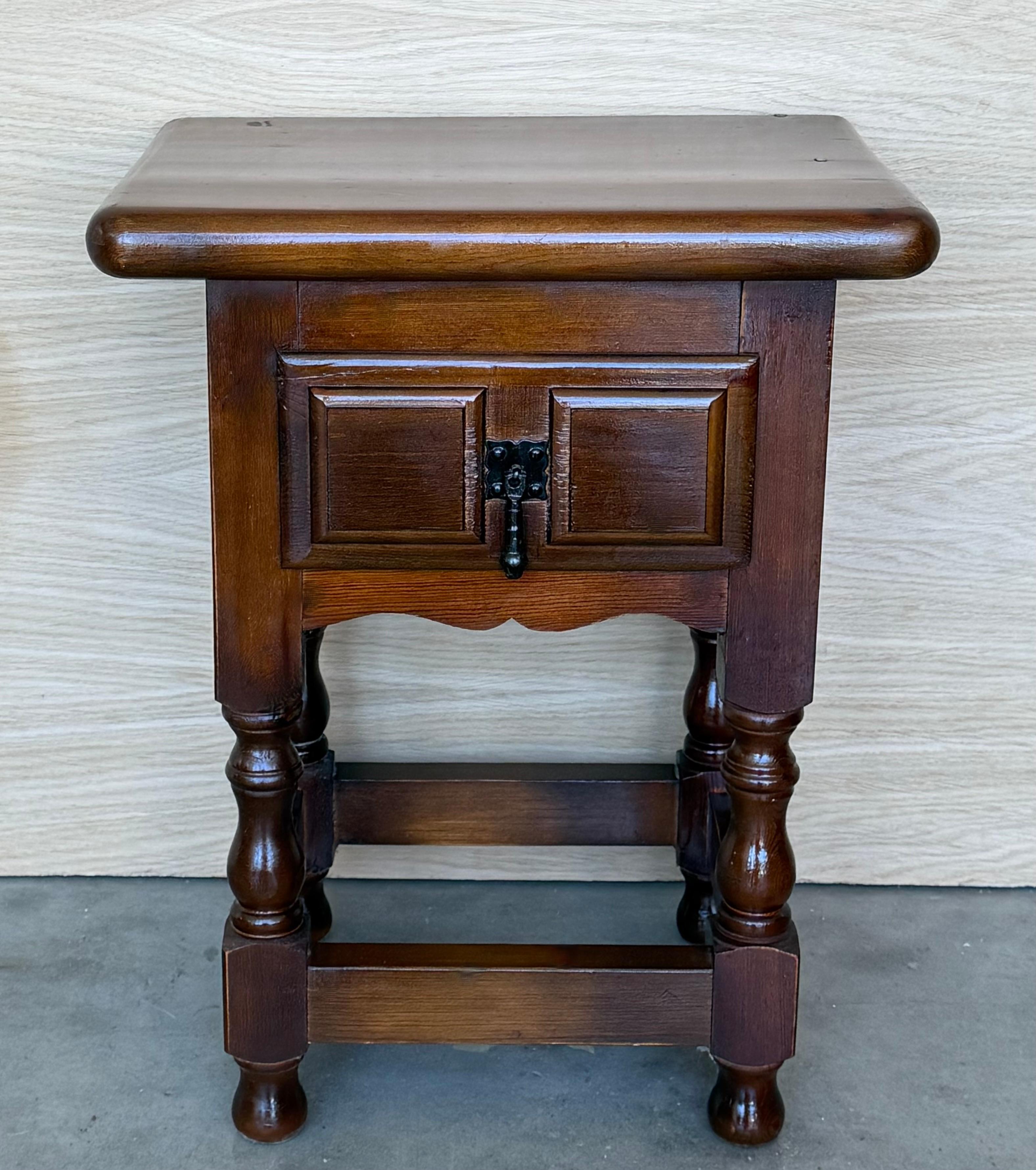 Carved 20th Century Spanish Nightstands with Drawer and Iron Hardware For Sale