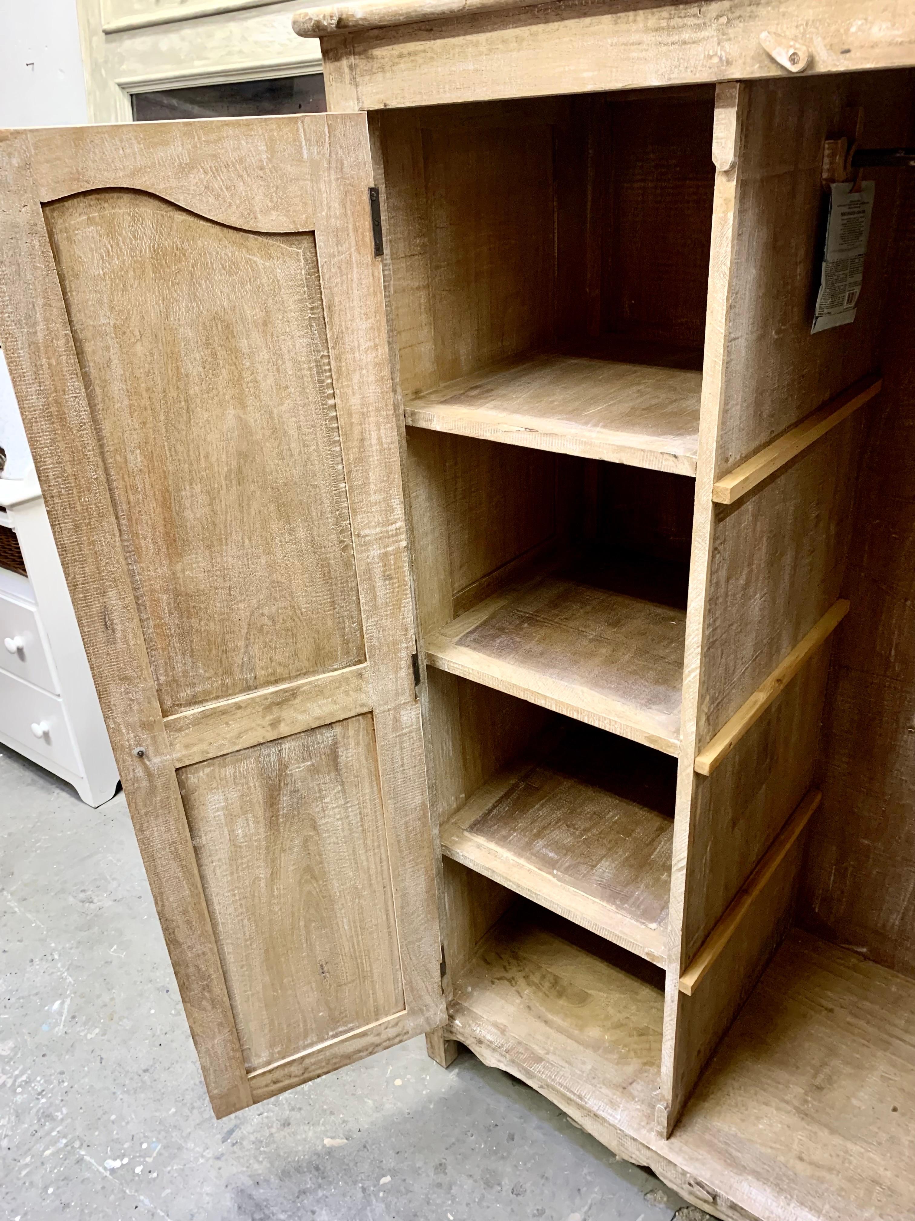20th Century Spanish Pine Wood Grey Patined Cupboard For Sale 4