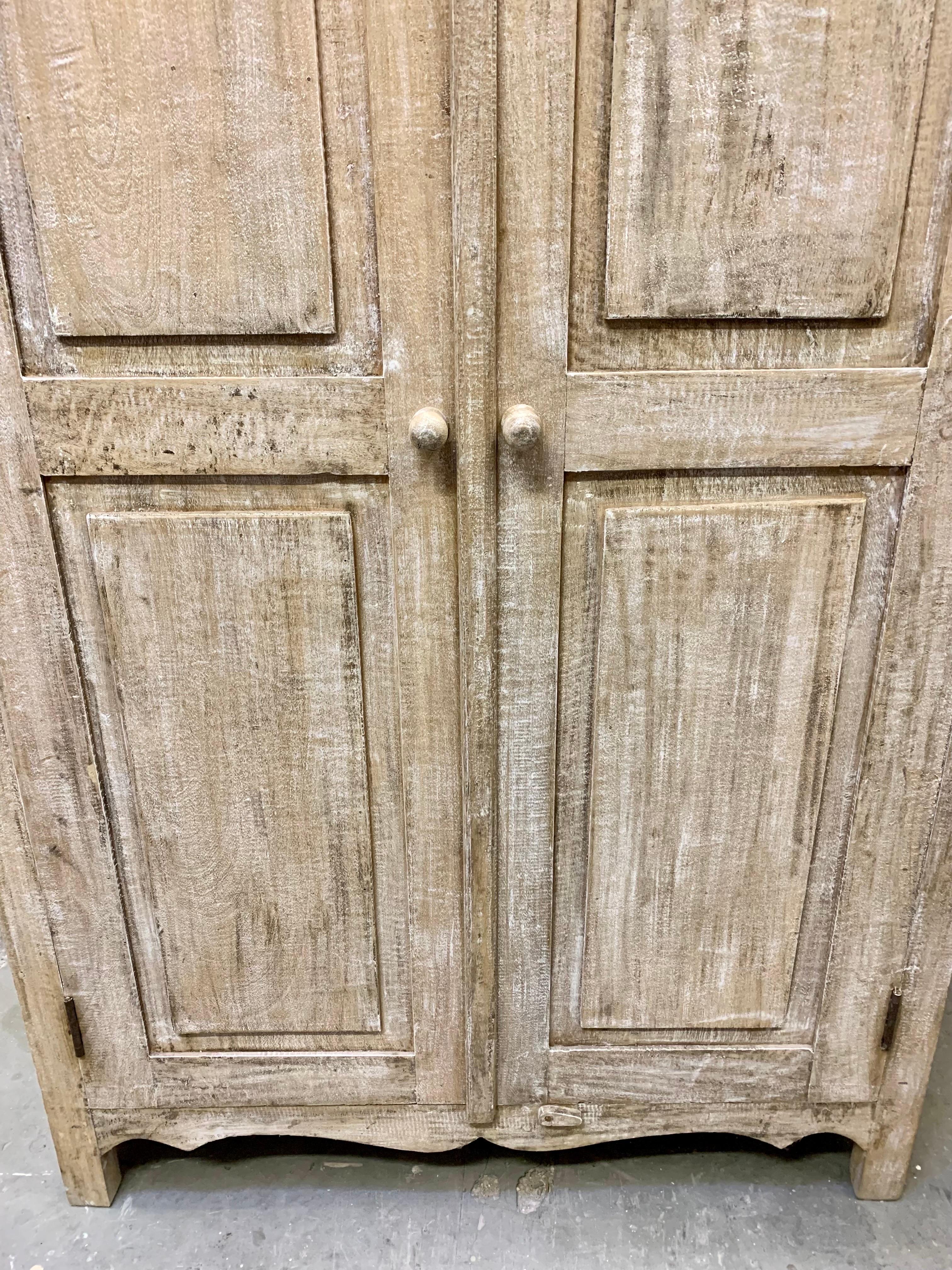 20th Century Spanish Pine Wood Grey Patined Cupboard For Sale 2