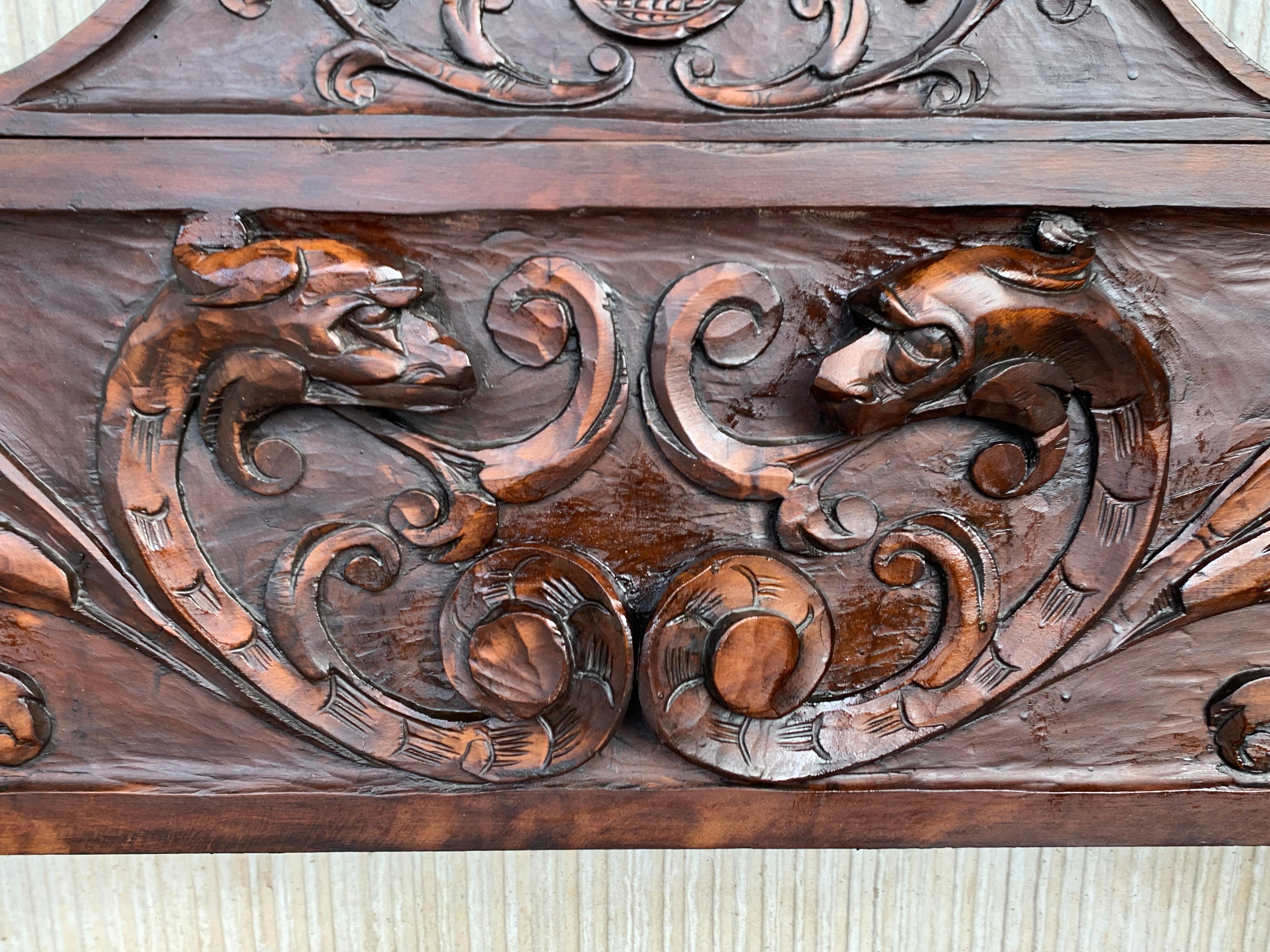 20th Century Spanish Renaissance Carved Walnut Bench Banquette 