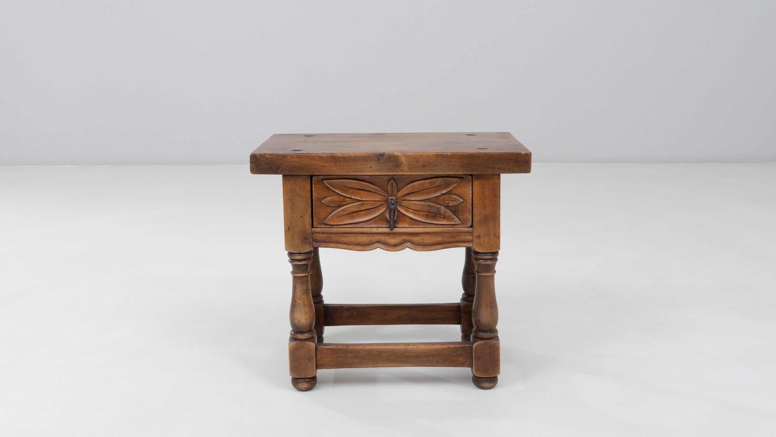 20th Century Spanish Side Table in vendita 3