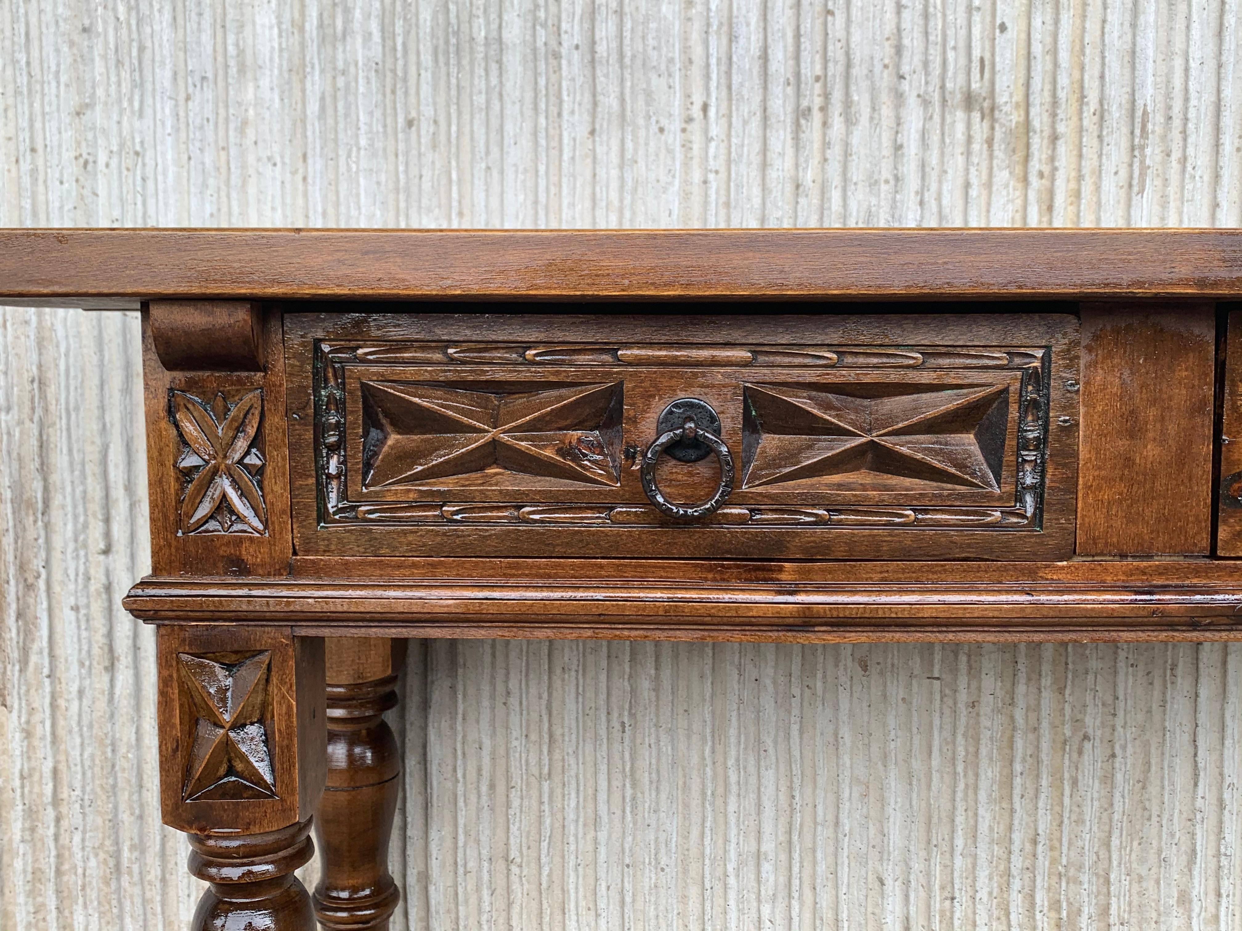 Walnut 20th Century Spanish Tuscan Console Table with Two Drawers and Turned Legs