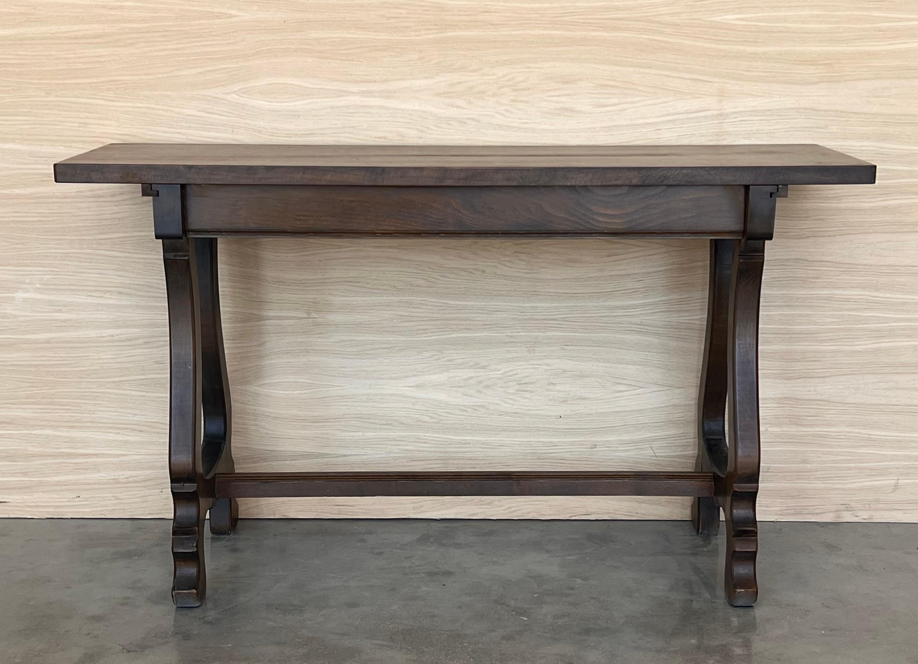 20th century Spanish walnut console farm table
Works as both a dining table and console.
