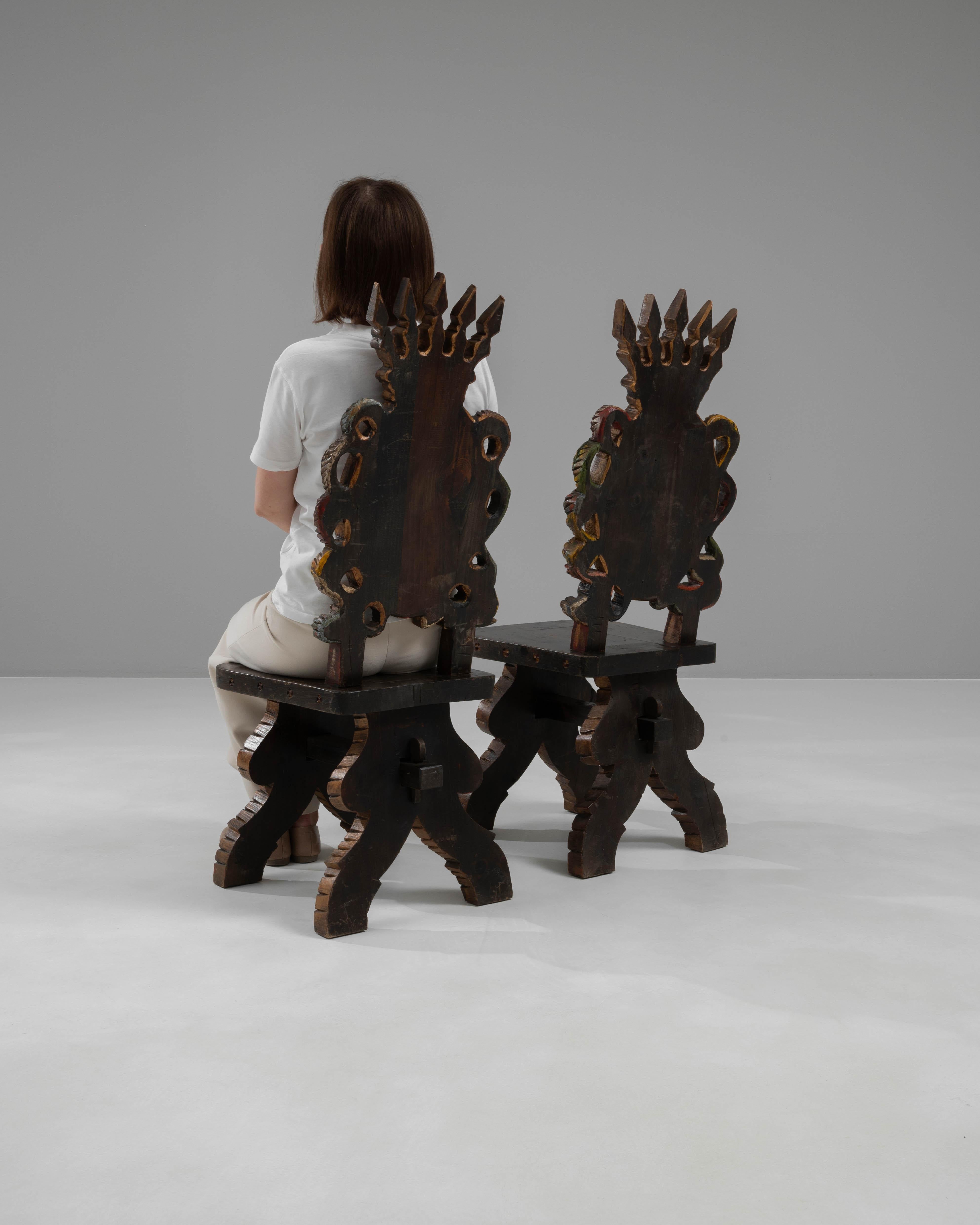 20th Century Spanish Wooden Chairs, a Pair For Sale 4