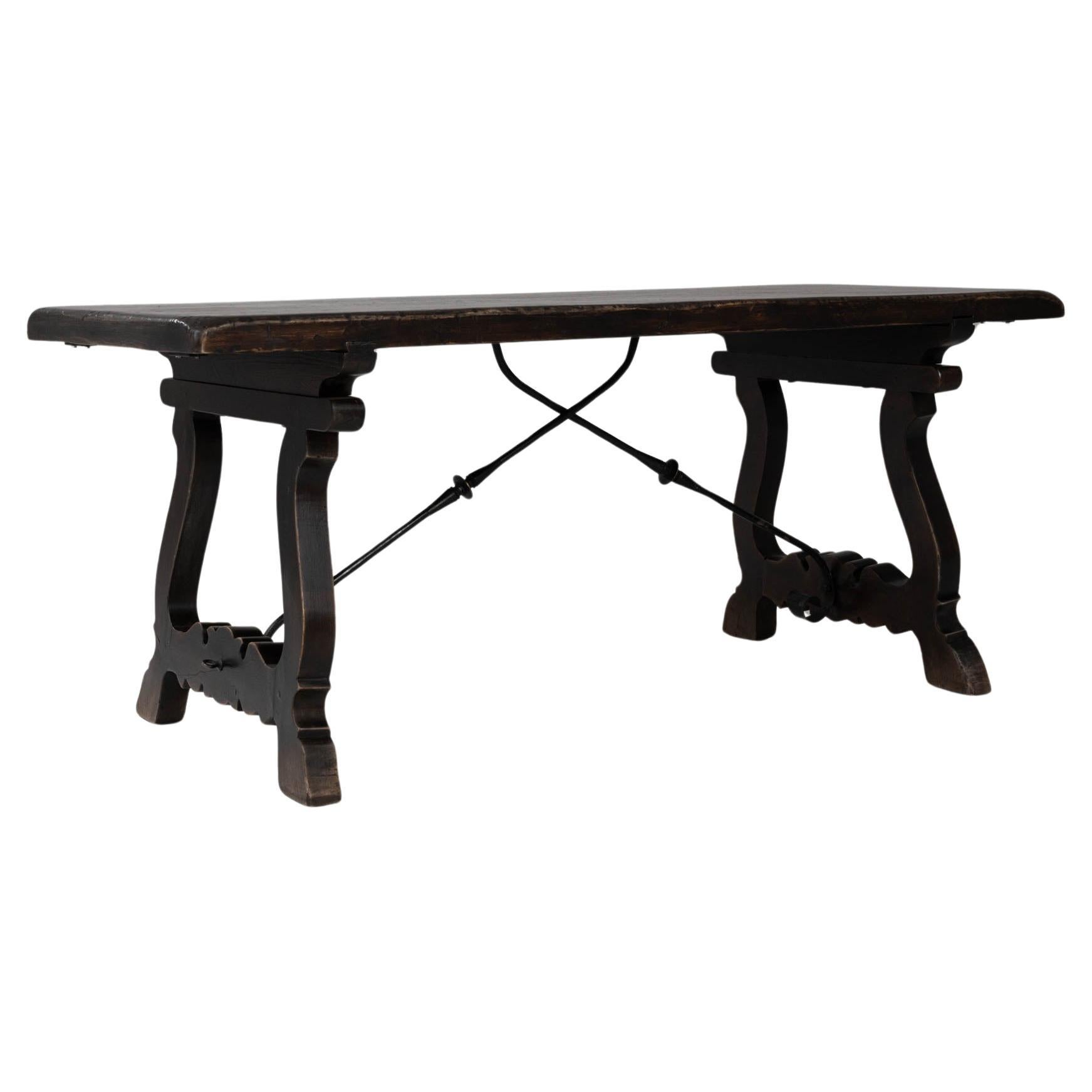 20th Century Spanish Wooden Dining Table For Sale