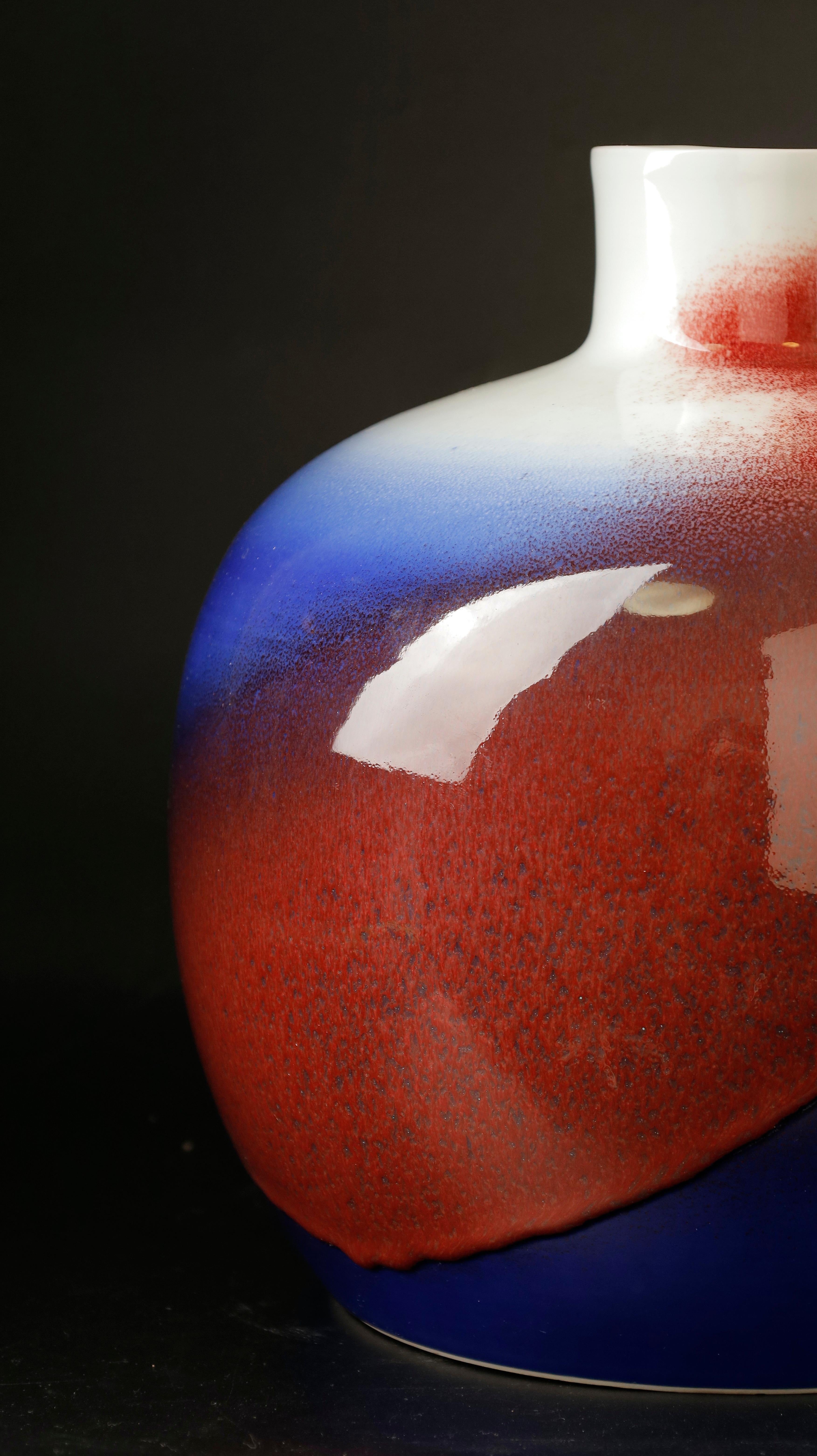 20th Century Spectacular Japanese Ceramic Vase For Sale 10