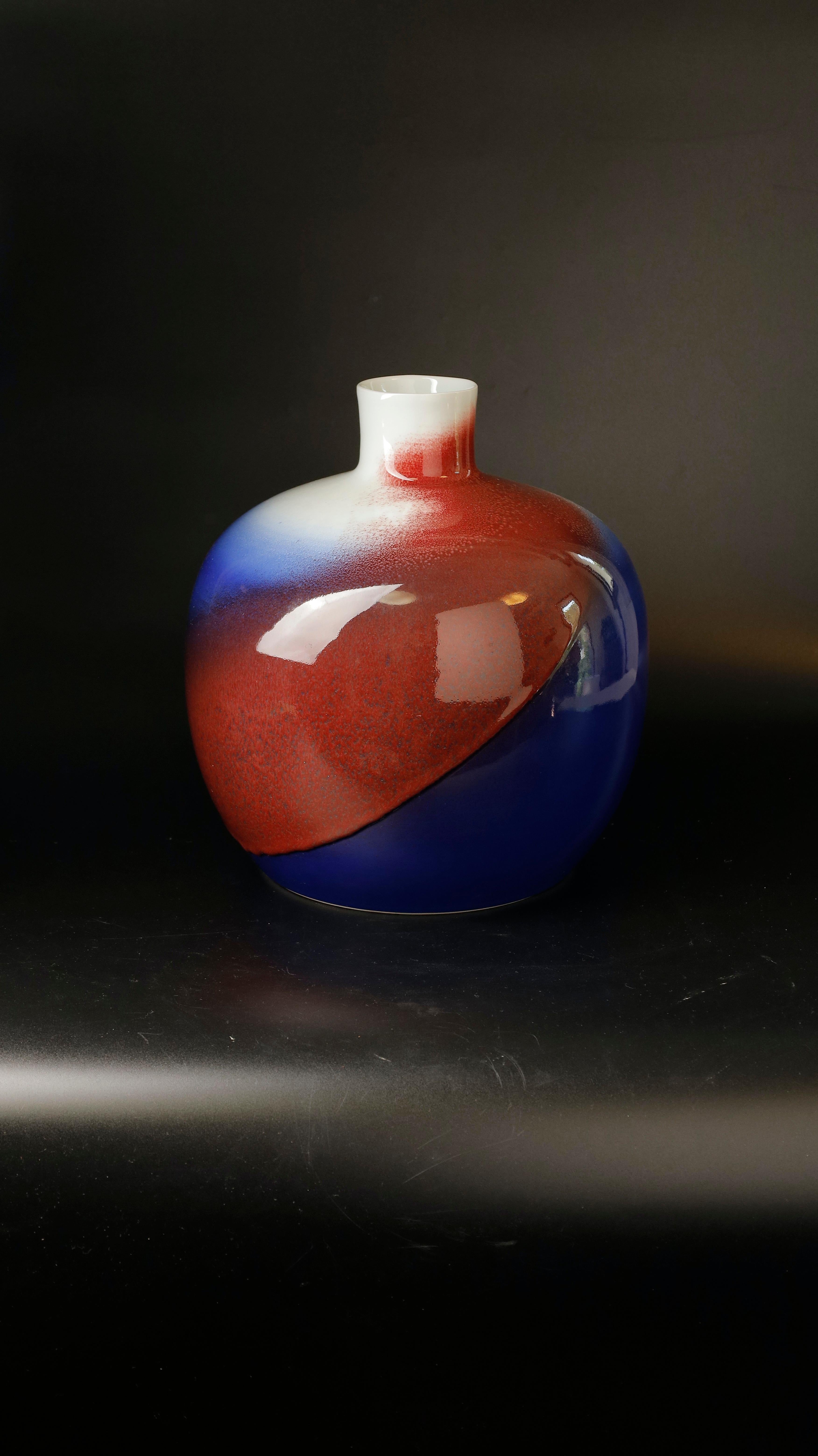 20th Century Spectacular Japanese Ceramic Vase In Excellent Condition For Sale In Fukuoka, JP