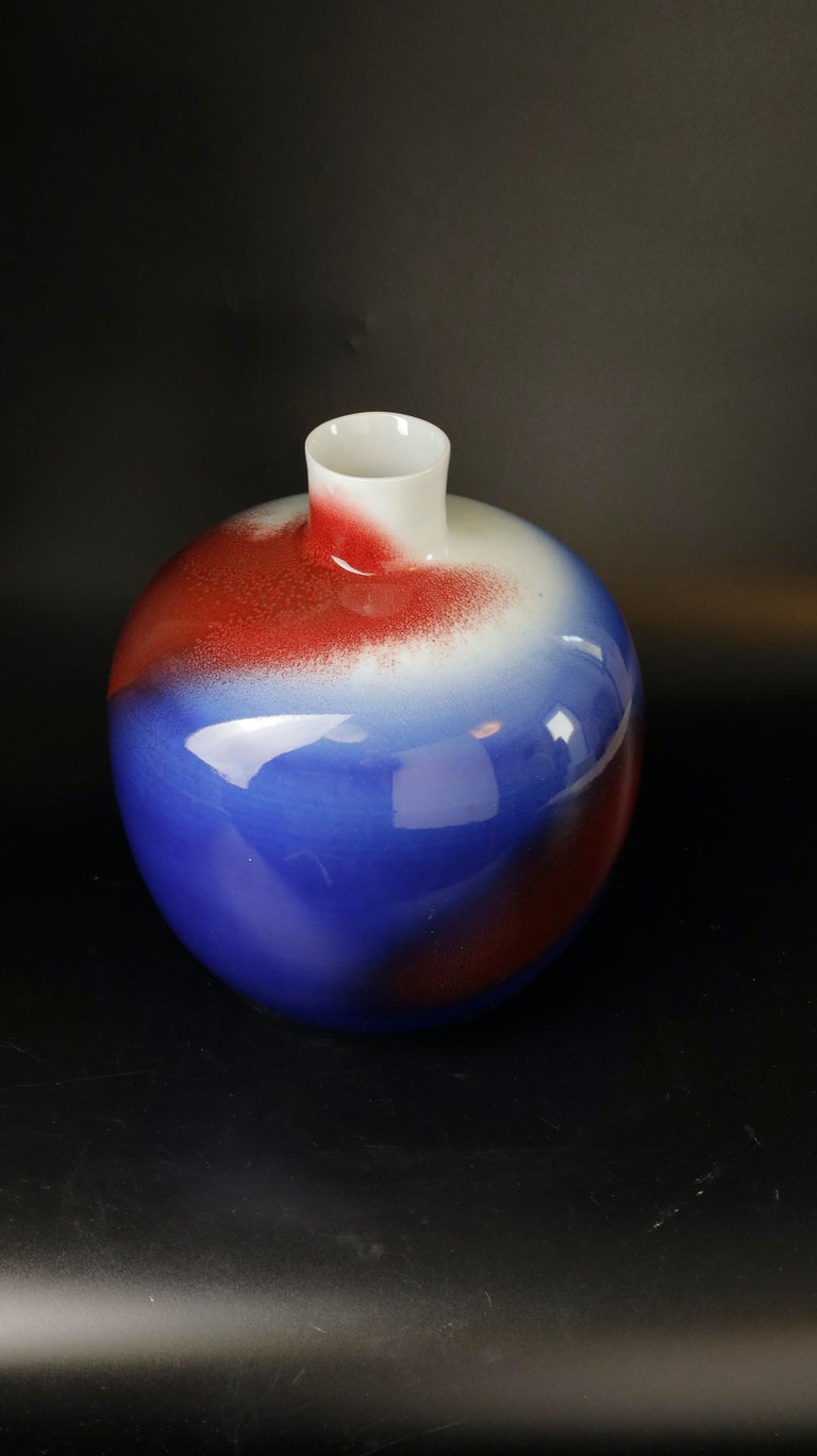 20th Century Spectacular Japanese Ceramic Vase For Sale at 1stDibs