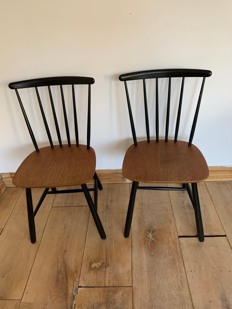 Scandinavian Modern 20th Century Spindle Wood Ilmar Tapiovaara Style Classic Chairs, 1960s