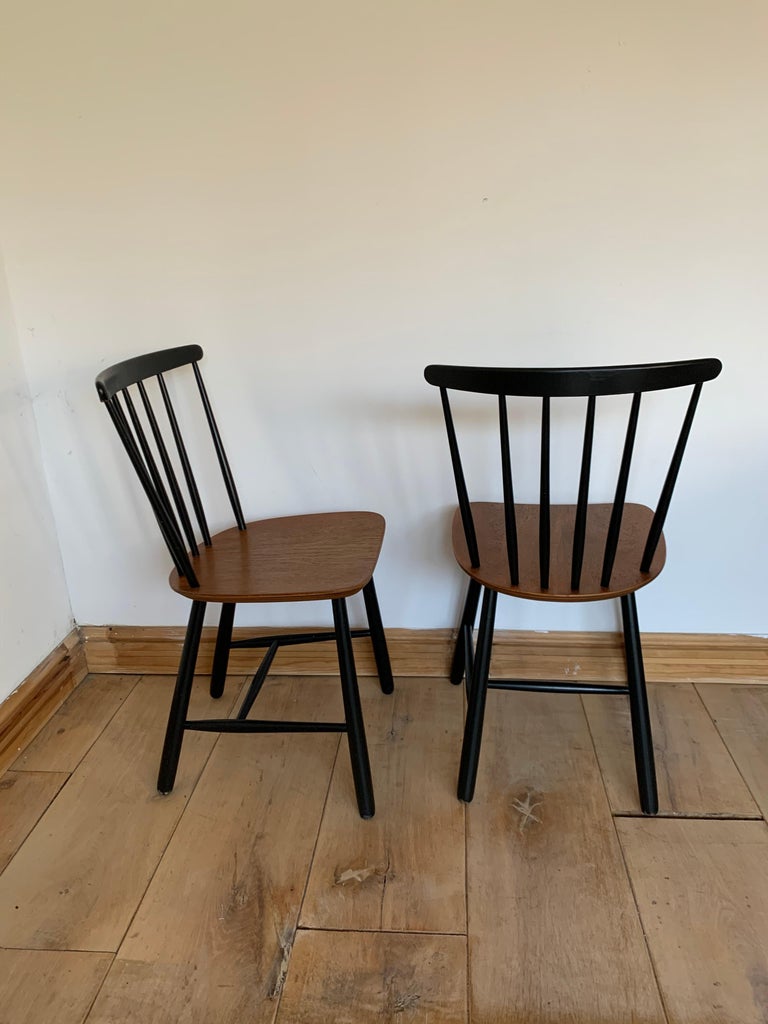 20th Century Spindle Wood Ilmar Tapiovaara Style Classic Chairs, 1960s 3