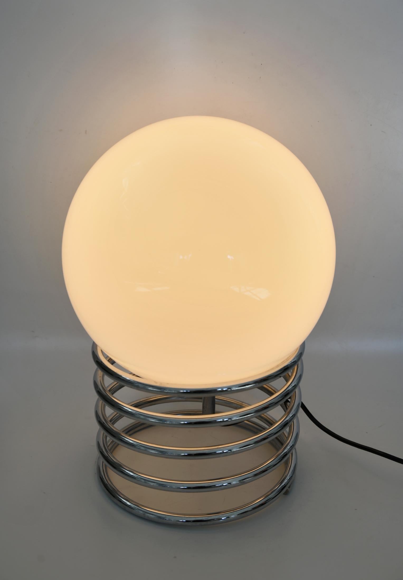 Modern 20th Century Spiral Lamp from the 70s Manufacture Ingo Maurer Design MChrome For Sale
