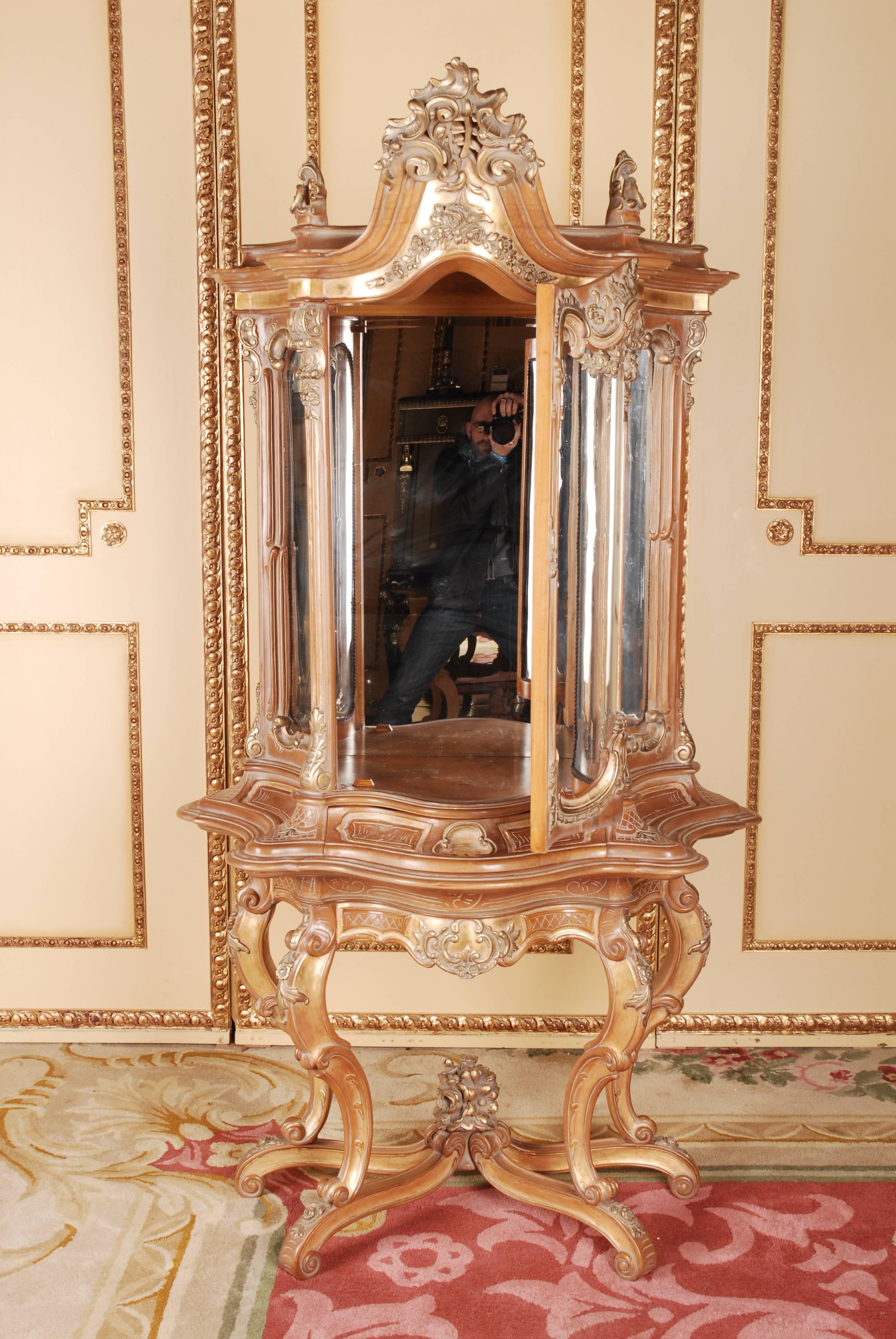20th Century Splendid Display Cabinet in the Antique Rococo Style Beech Carved For Sale 1
