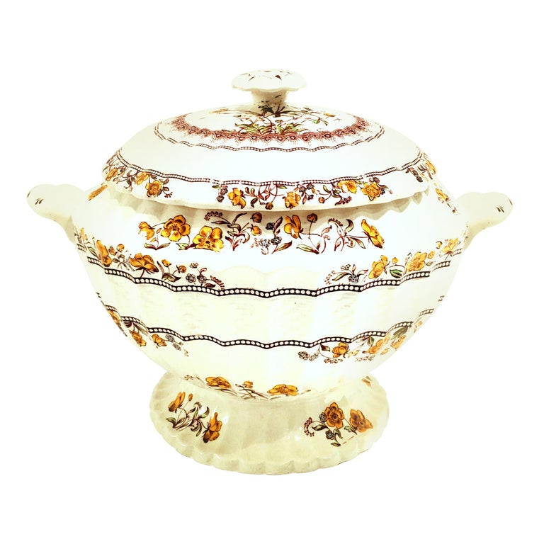 20th Century Spode England Large "Buttercup" Lidded Soup Tureen For