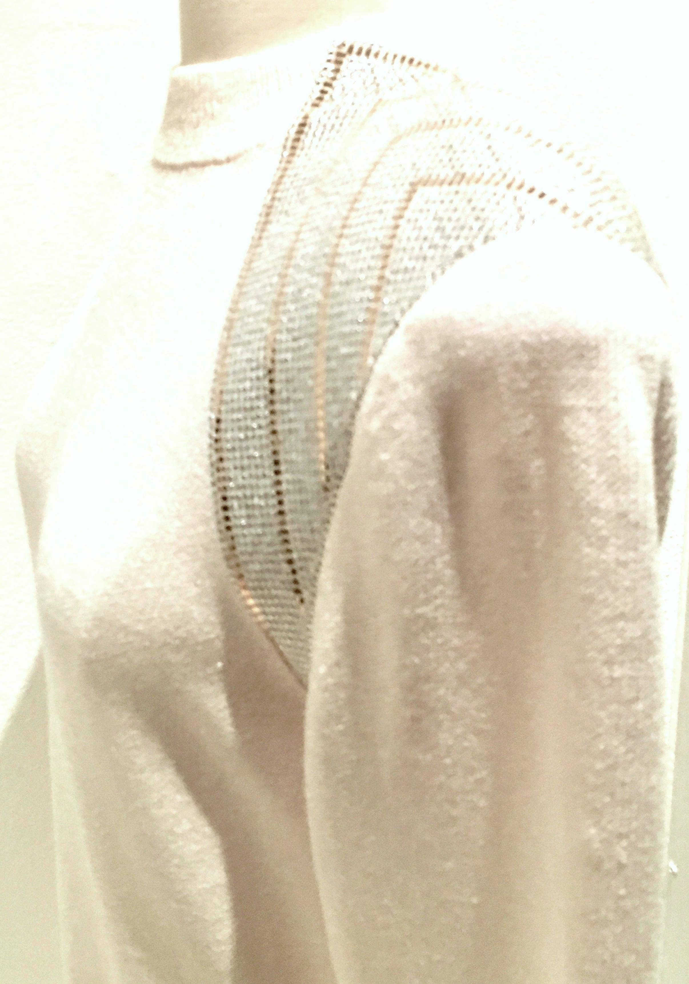 Women's 20th Century St John Knit Winter White Silver & Gold Pailettes Dress NWT-Size 6